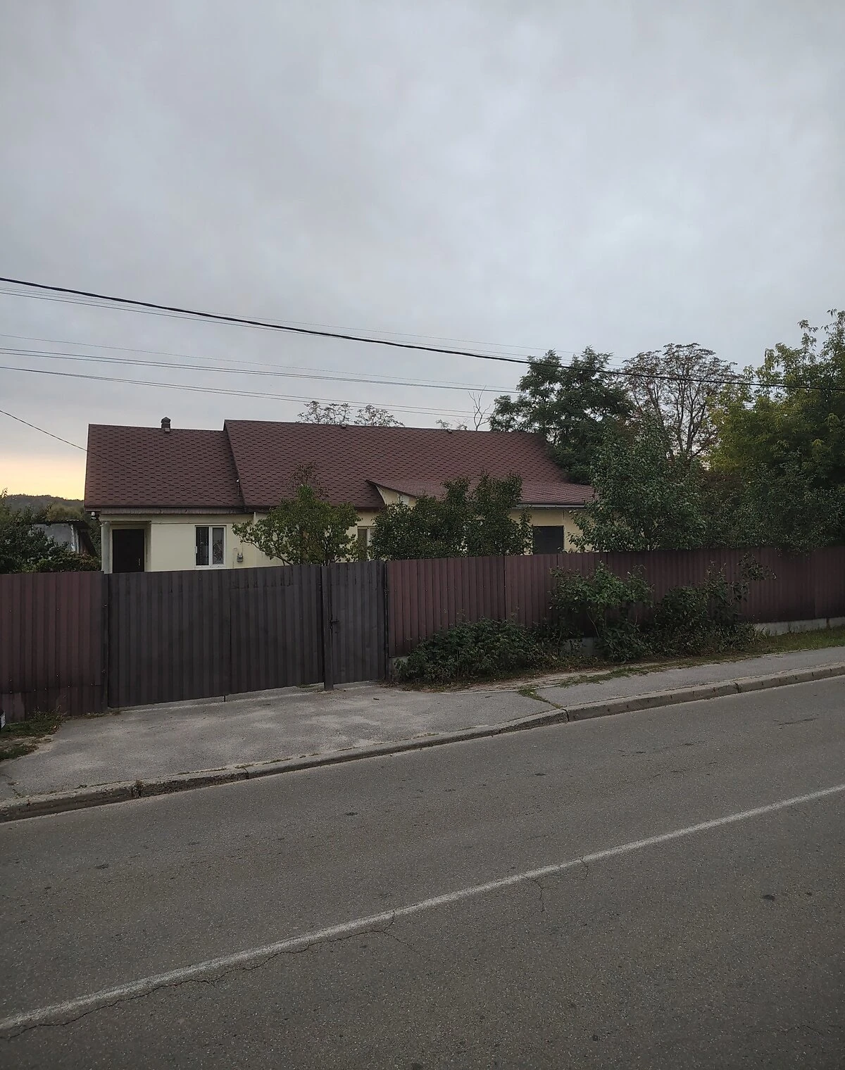 Будинок, Нові Безрадичі: бесідка, ділянка 38 соток - фото 2