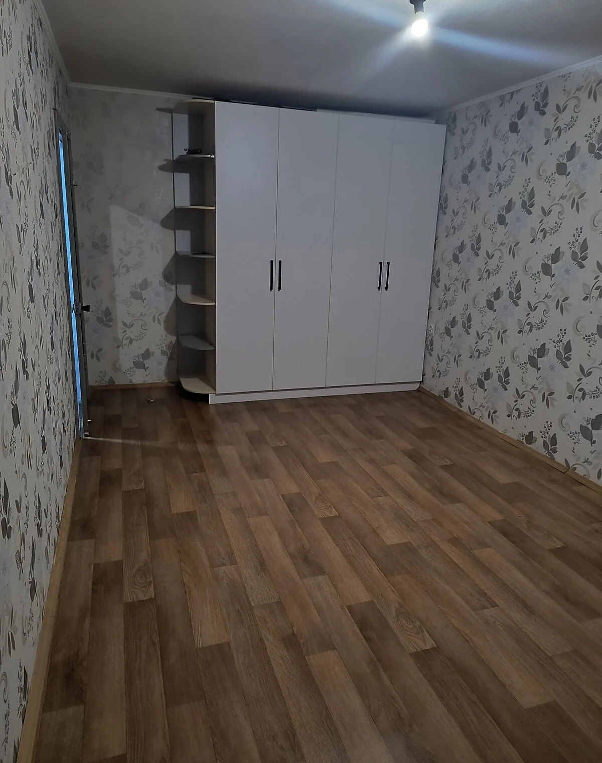 3-кімнатна квартира, Бойова: косметичний ремонт, вбудована кухня - фото 4