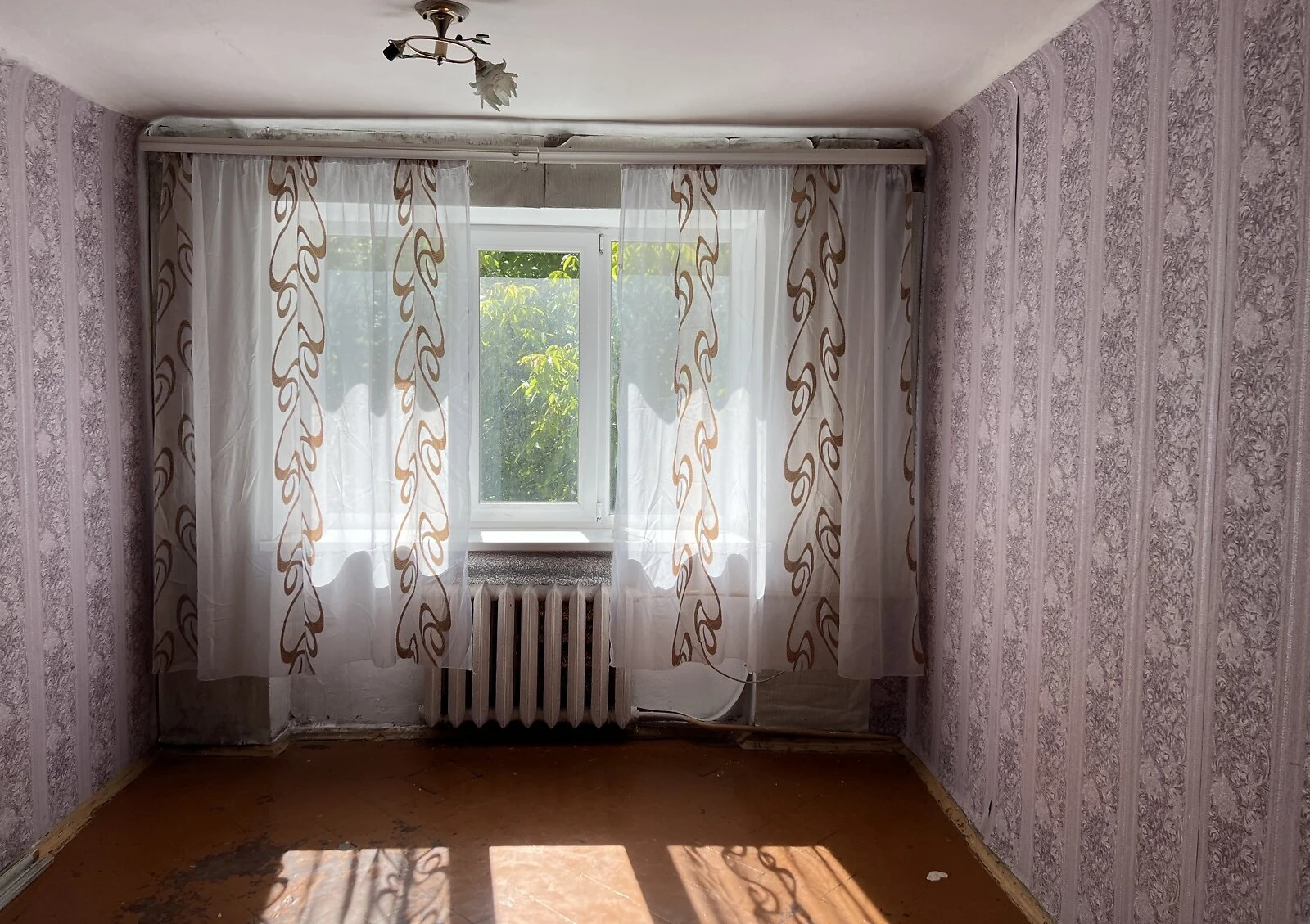 Комната, Дальние Гречаны: кирпичные стены, внутренний двор, фото 2