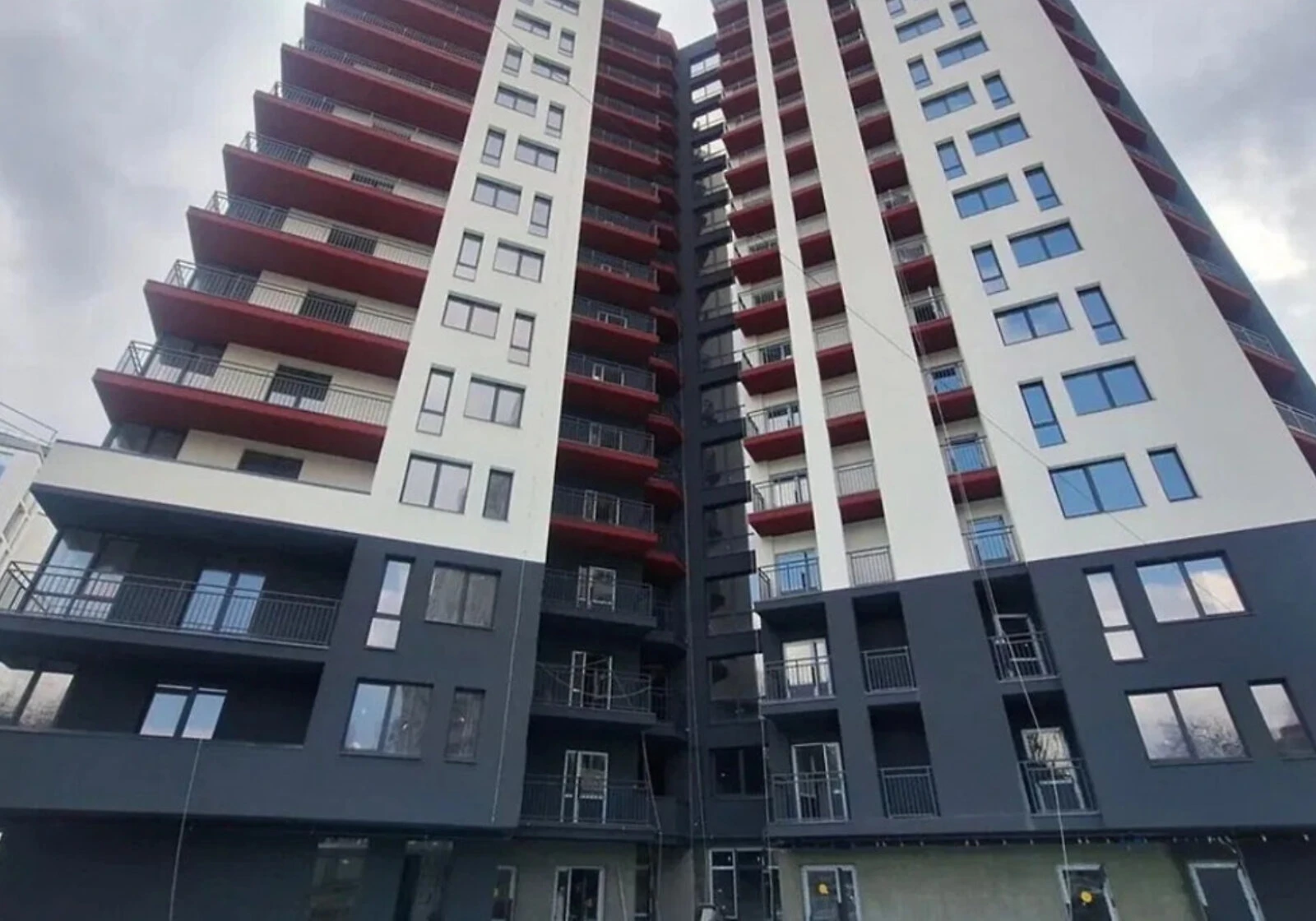 3-комнатная квартира, Голоско: индивидуальное газовое отопление - фото 2