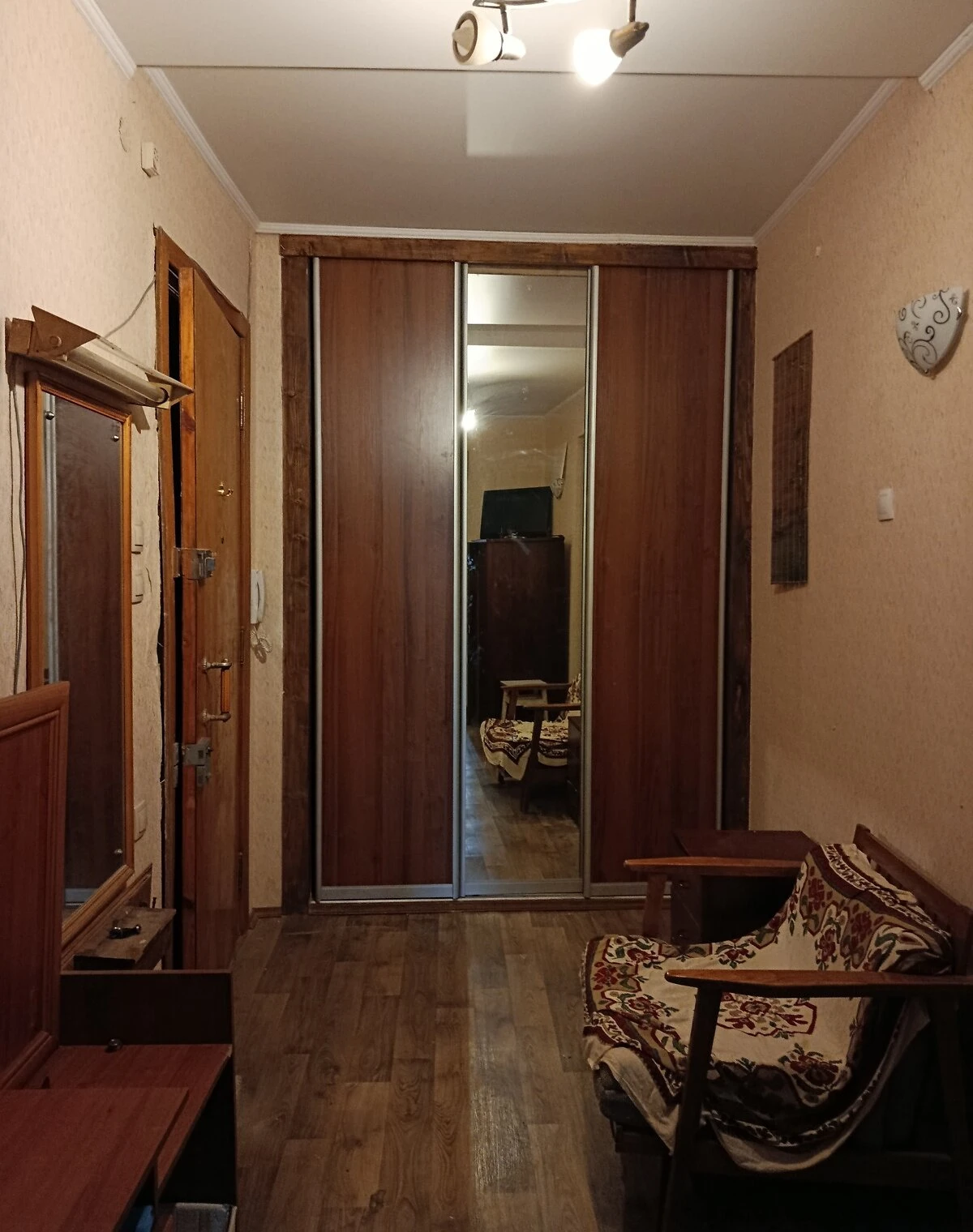 3-кімнатна квартира, Лук'янівка: тепло й вода без світла, можна з дітьми - фото 2