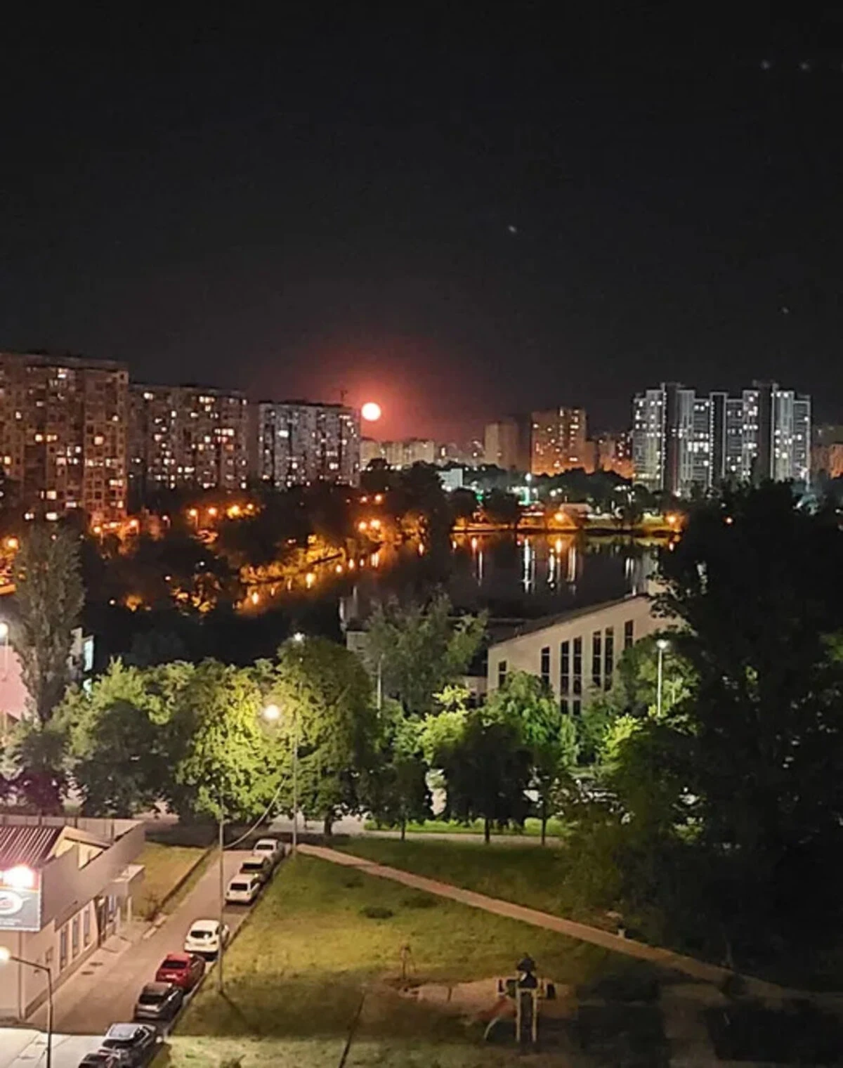 3-кімнатна квартира на вул. Бучми: кухня-студія, єВідновлення - фото 1