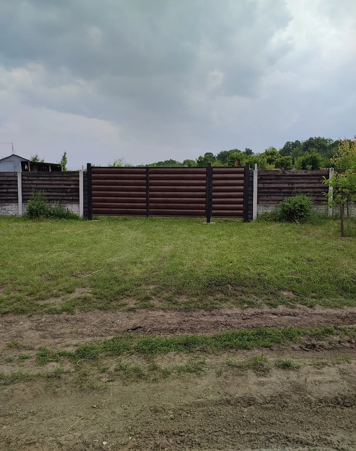 Ділянка 22 соток, Лісові Гринівці: житлова забудова, криниця - фото 1