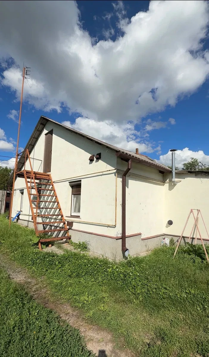 Частина будинку, Івонченці: окремий двір і вхід, 8 соток землі - фото 1