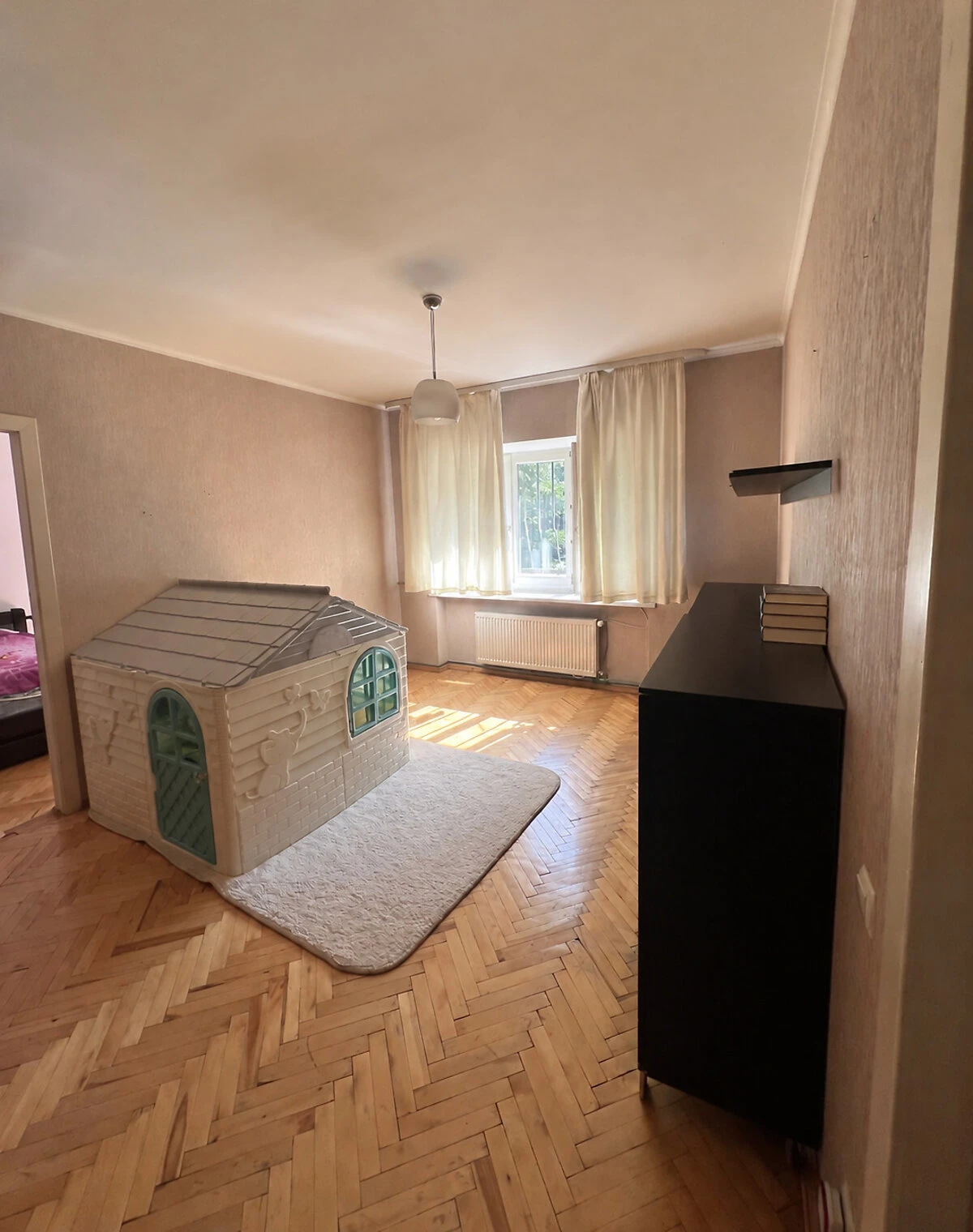 3-кімнатна квартира, Центр: тераса, індивідуальне газове опалення, фото 2