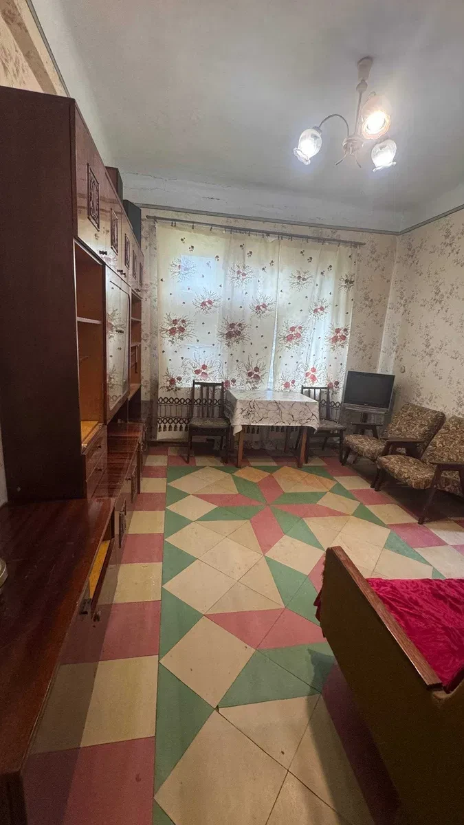 2-комнатная квартира, Индустриальный: ванна в кухне, проходная комната, фото 5