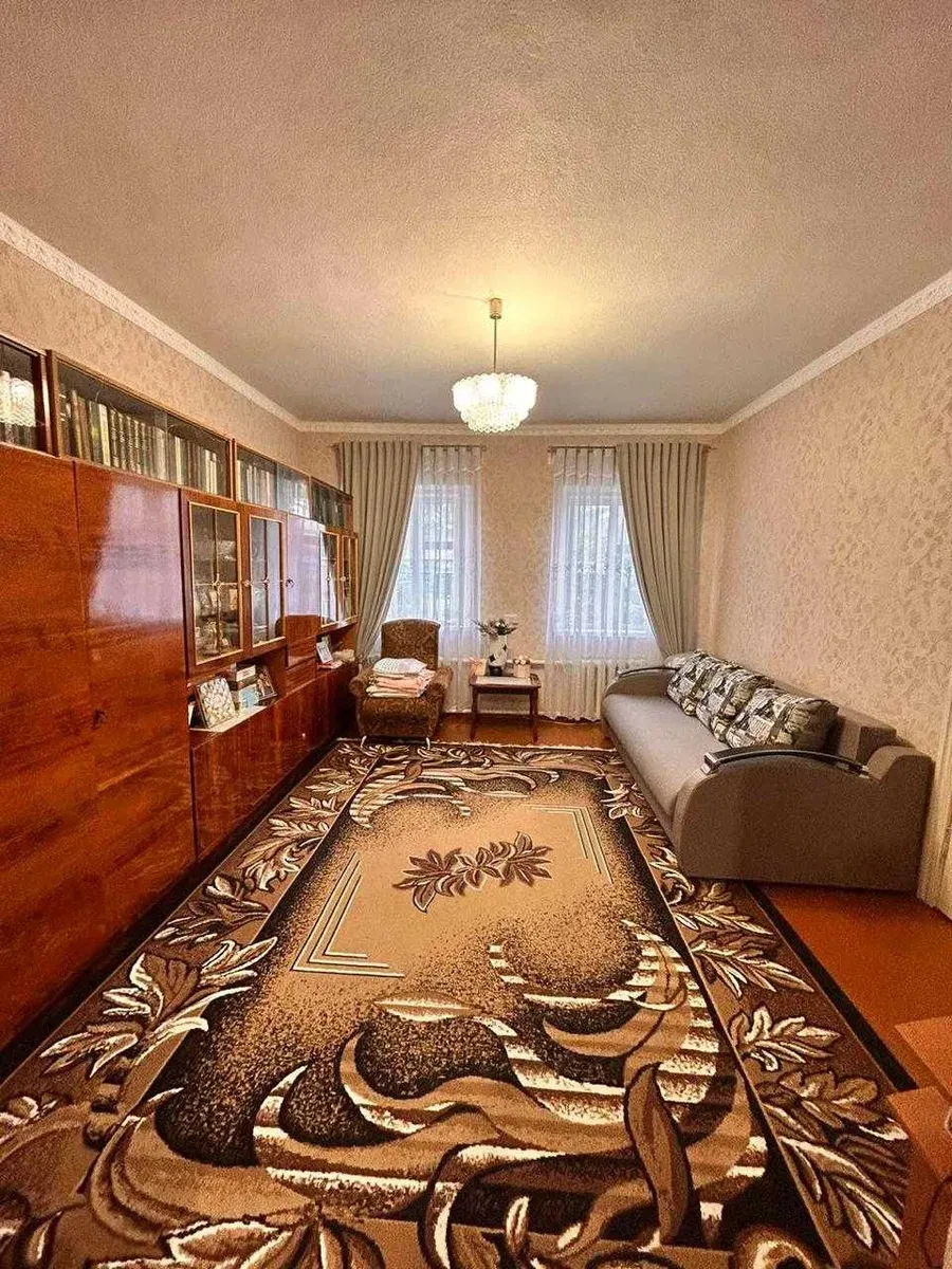 Будинок, Халтурине: 25 соток, літня кухня з газом, гараж - фото 2
