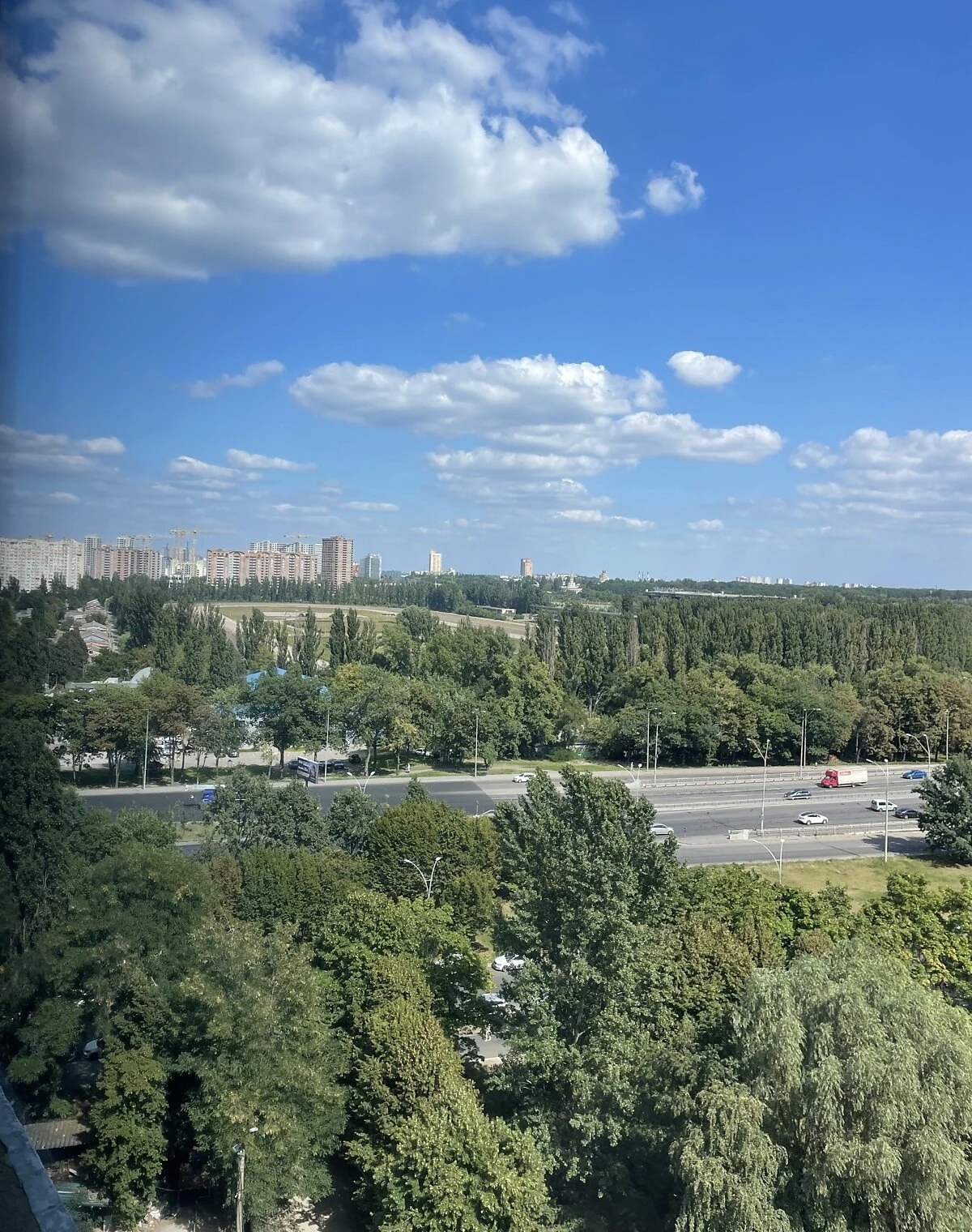 1-кімнатна квартира, Теремки-1: панорамні вікна, резервне живлення - фото 2