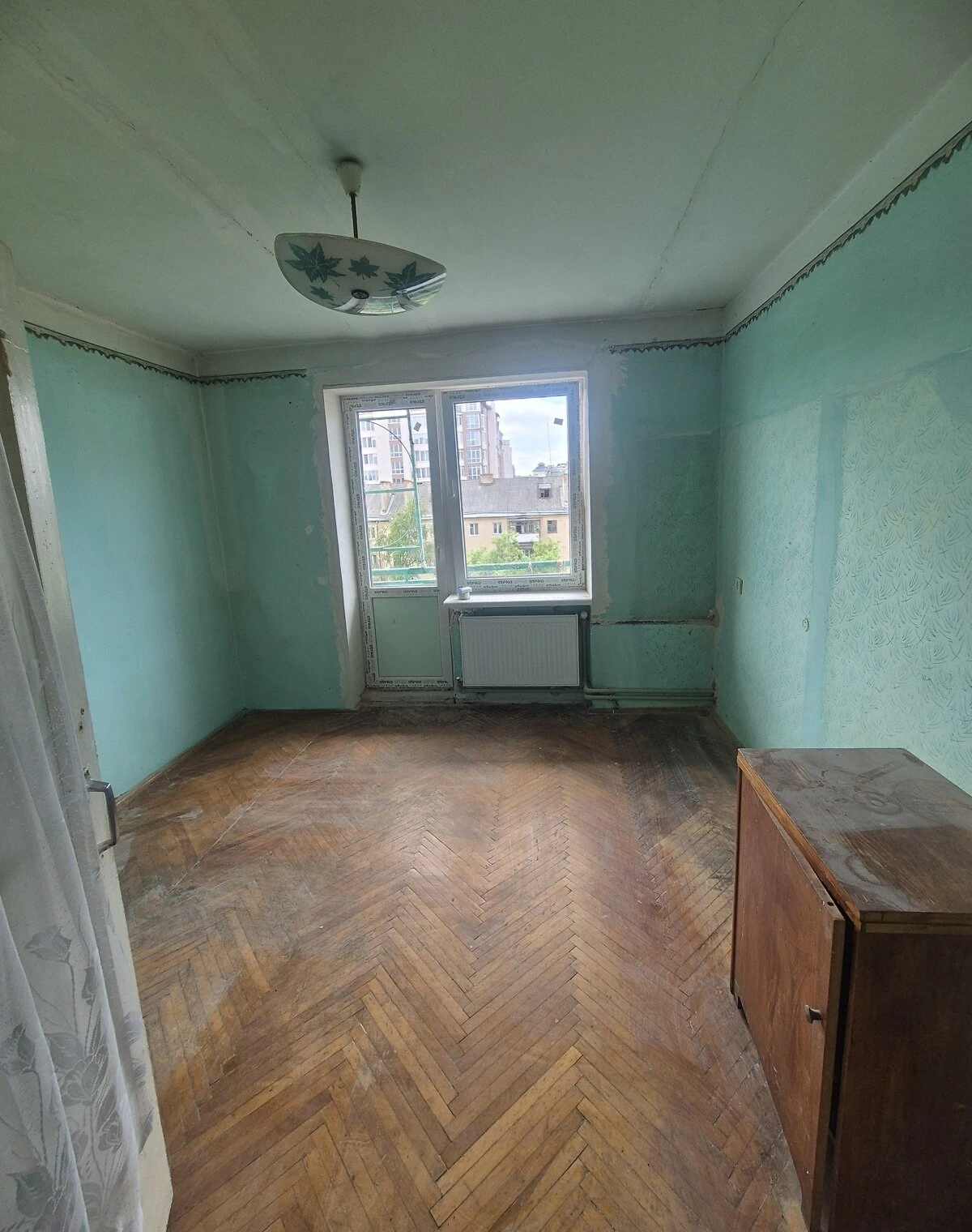 2-кімнатна квартира, Центр: газове опалення, укриття на рівні землі, фото 3