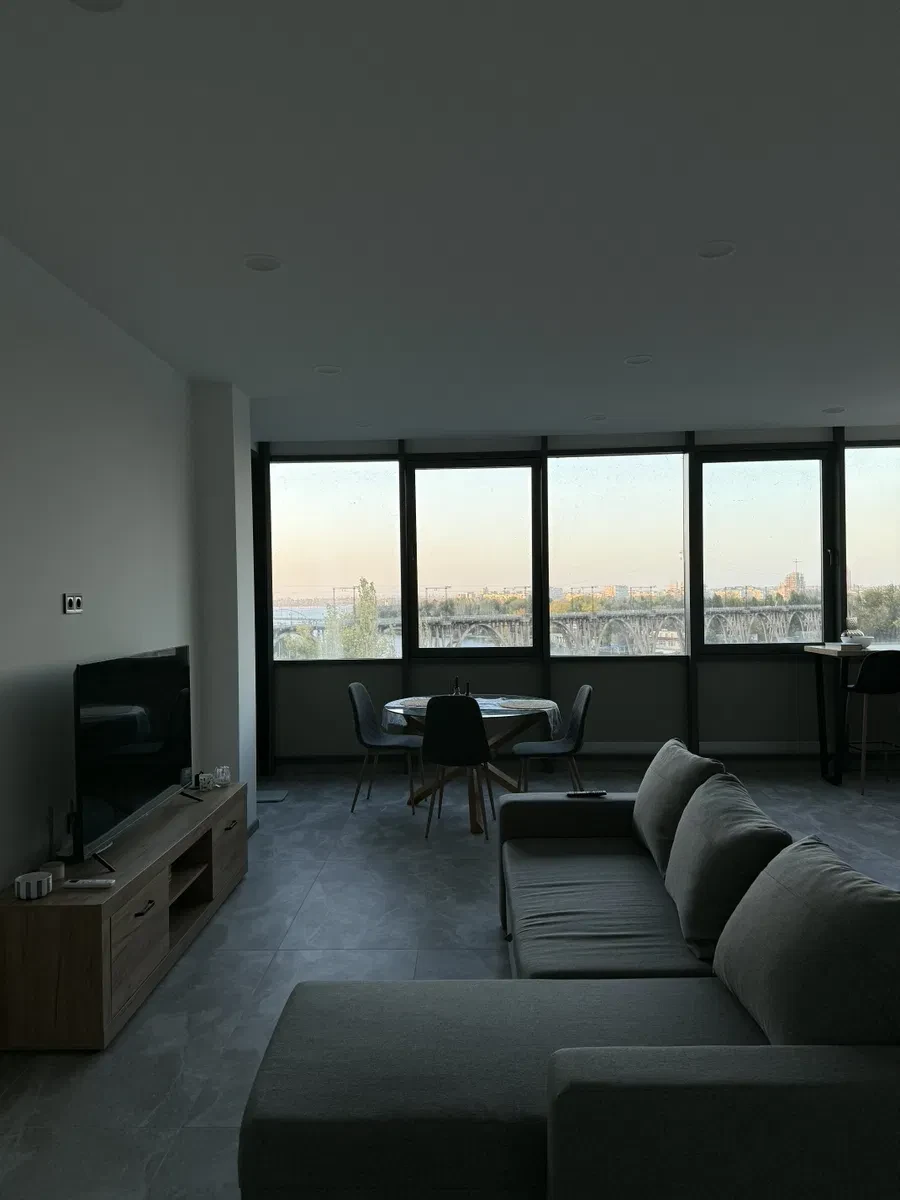 1-комнатная квартира в ЖК Порт Сити: авторский ремонт, паркинг - фото 2