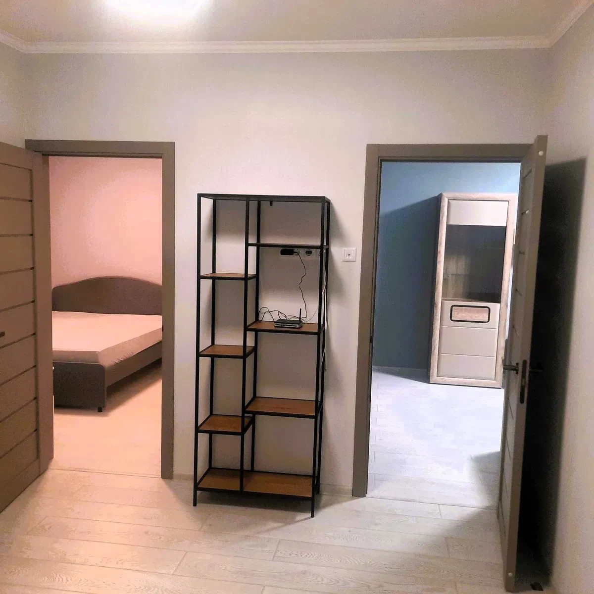 3-кімнатна квартира, Теремки: метро 12 хв, капремонт 2021 року - фото 2