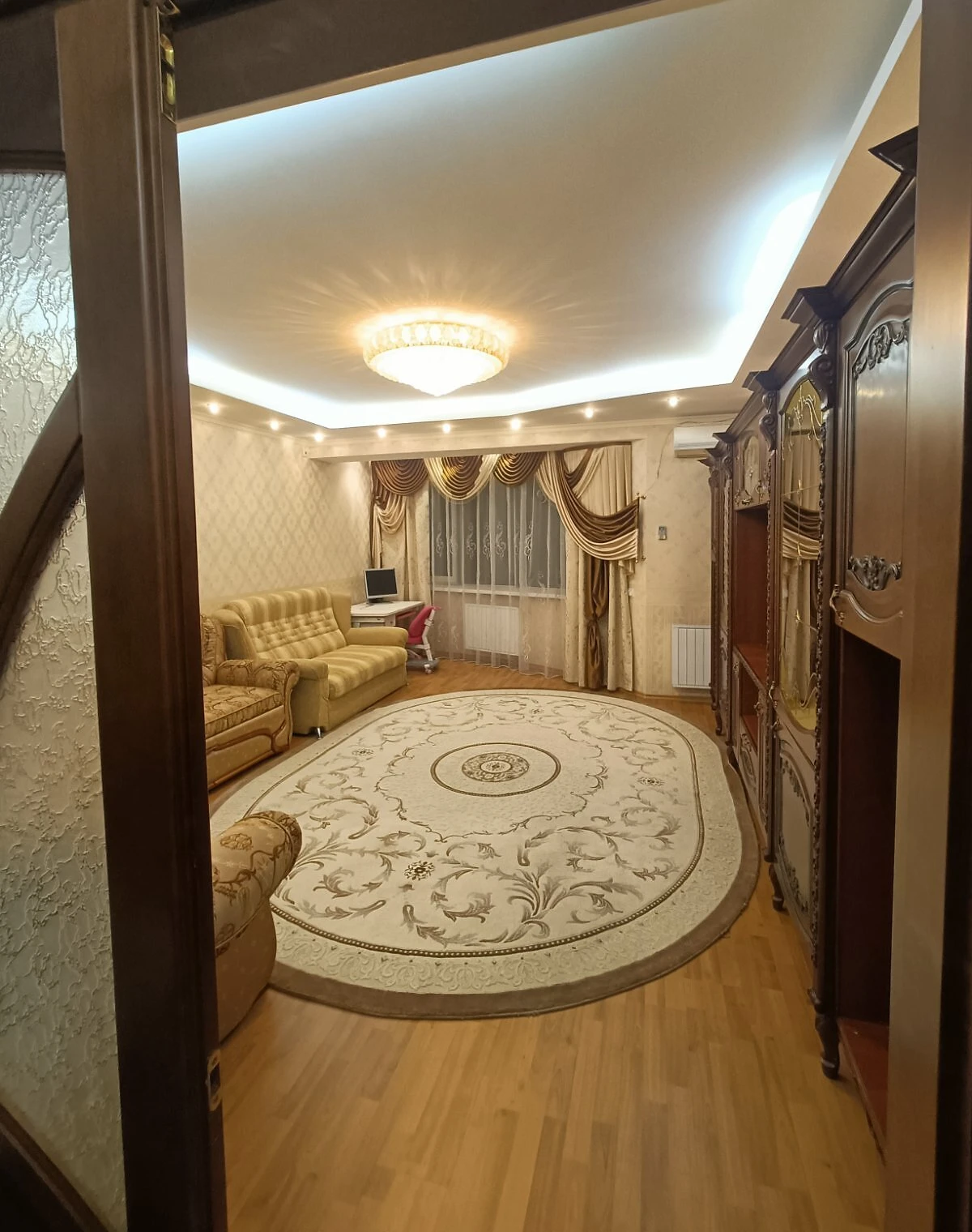 2-кімнатна квартира, Святошин: укриття в будинку, метро Житомирська