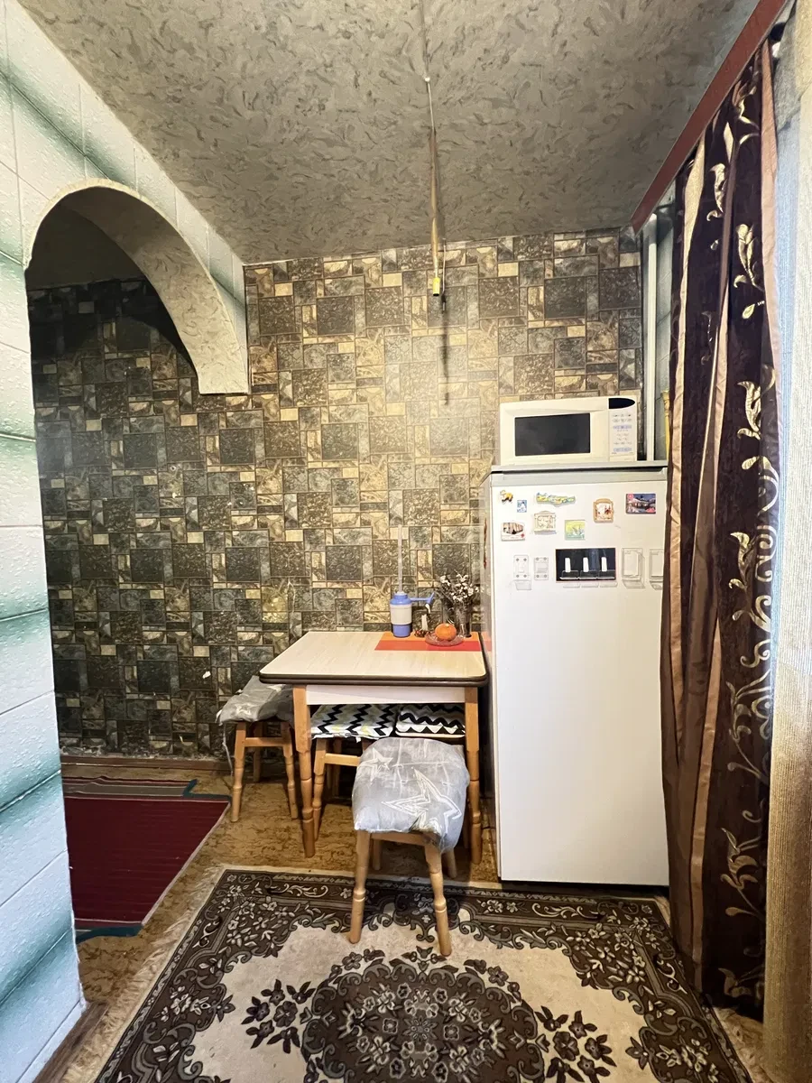 1-кімнатна квартира, Слобідський: високий перший поверх, поруч парк, фото 4
