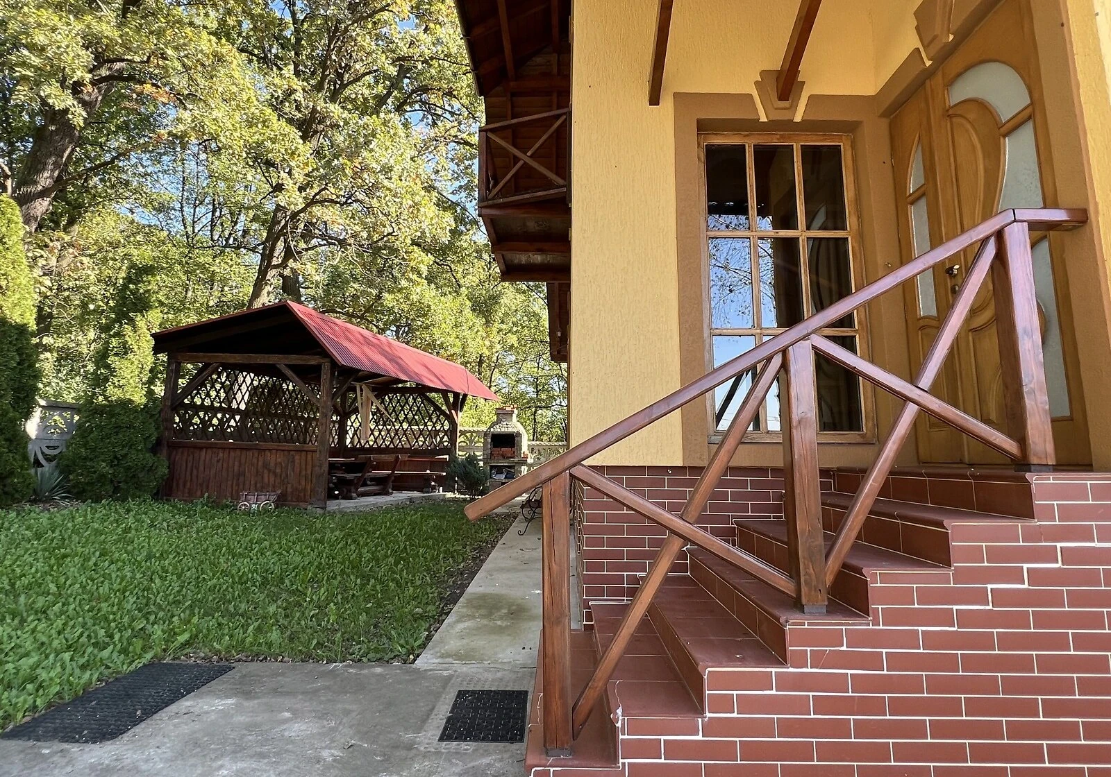 Будинок, Великий Кучурів: 4 спальні, веранда, сад