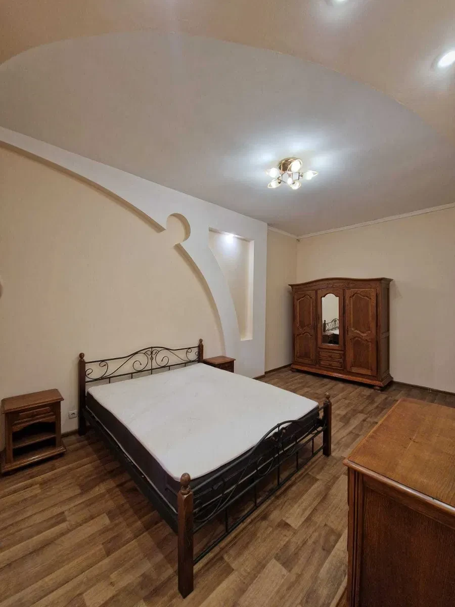 3-кімнатна квартира, Металургійний: сталінка, газове опалення - фото 3