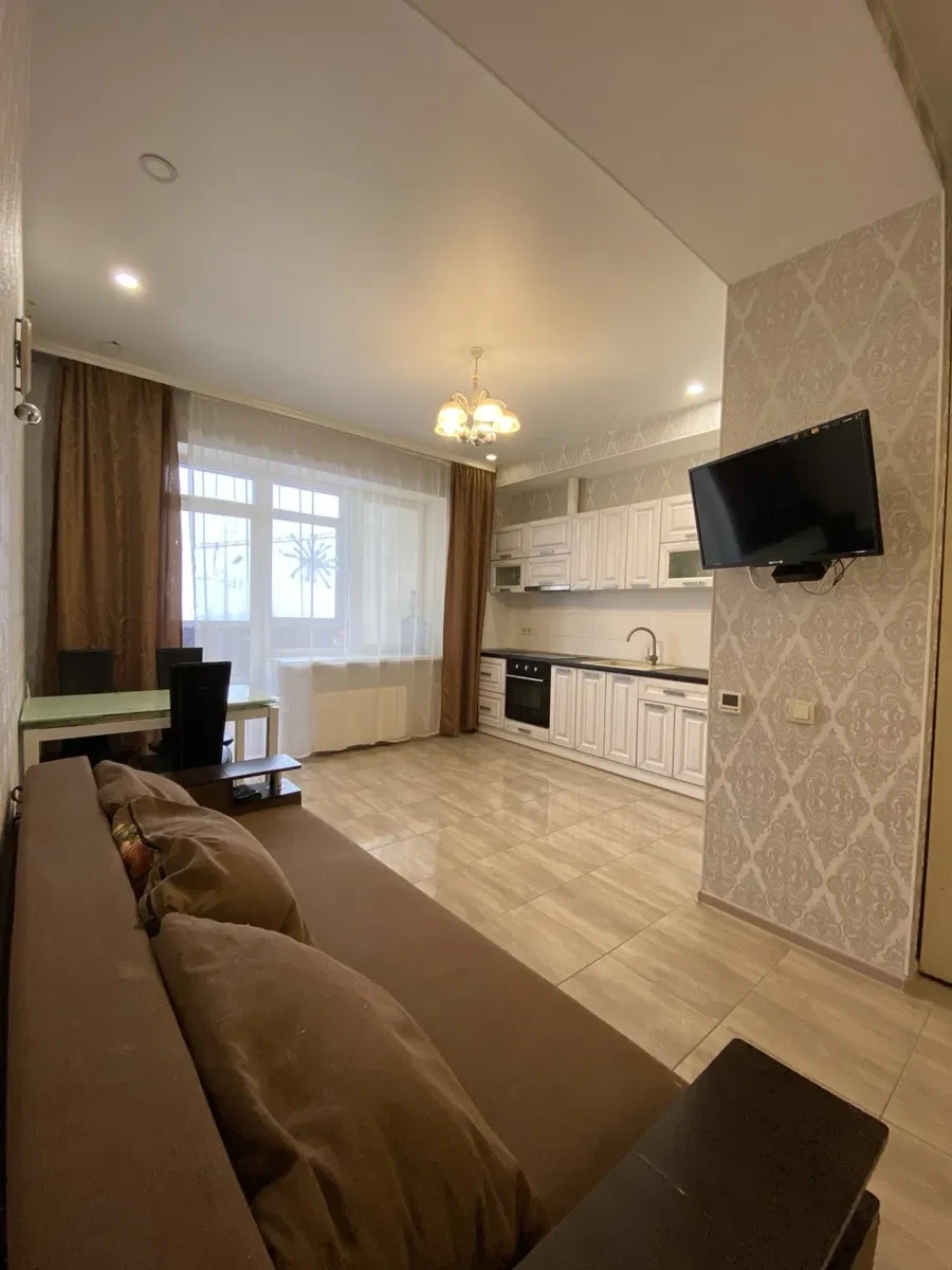 3-кімнатна квартира у ЖК Каскад: генератор, 2 санвузли, фото 2
