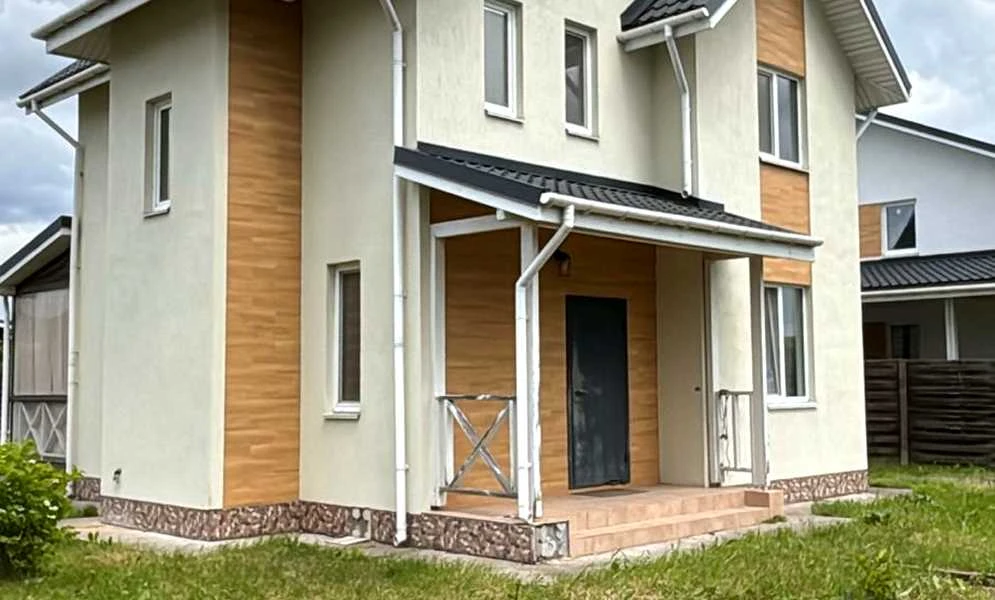 Будинок у ЖК Сім Озер: камін, басейн, вода під час відключень - фото 1