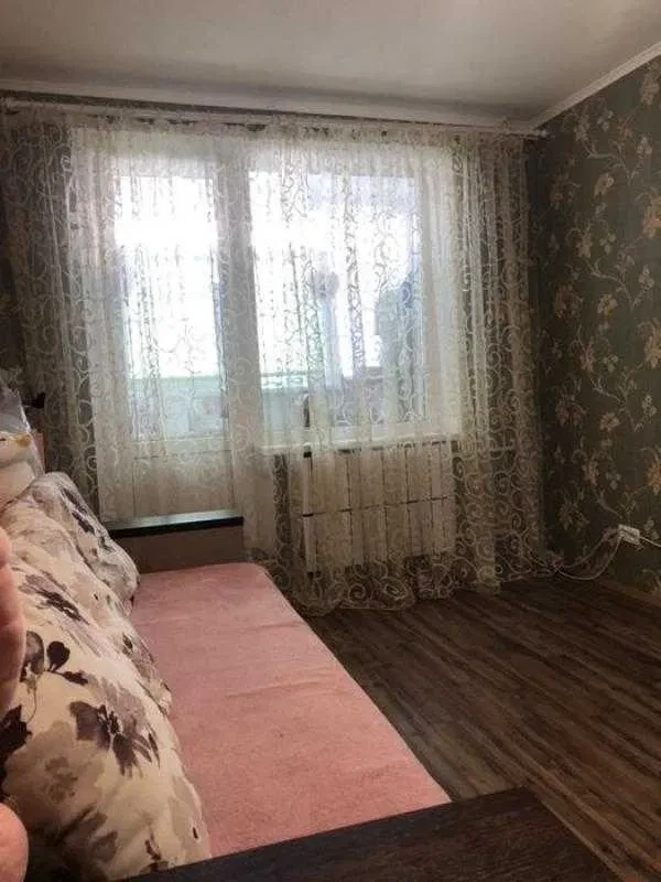 1-комнатная квартира, ХТЗ: новые окна, мебель и техника, фото 1