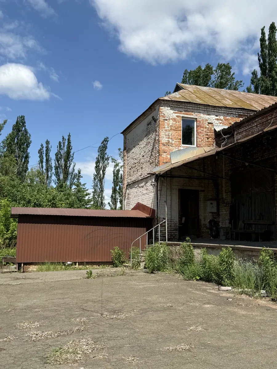 Будинок, Радомишль: матеріально-технічний склад, промислове призначення, торг - фото 1