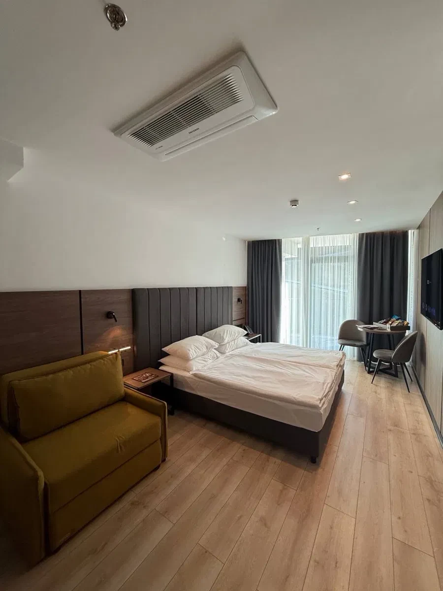 1-кімнатна квартира у ЖК Mountain Residence Hotel Wellness & Spa: балкон - фото 1