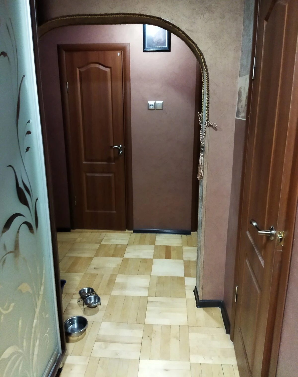 3-кімнатна квартира, Дружба: євроремонт, балкон, паркет