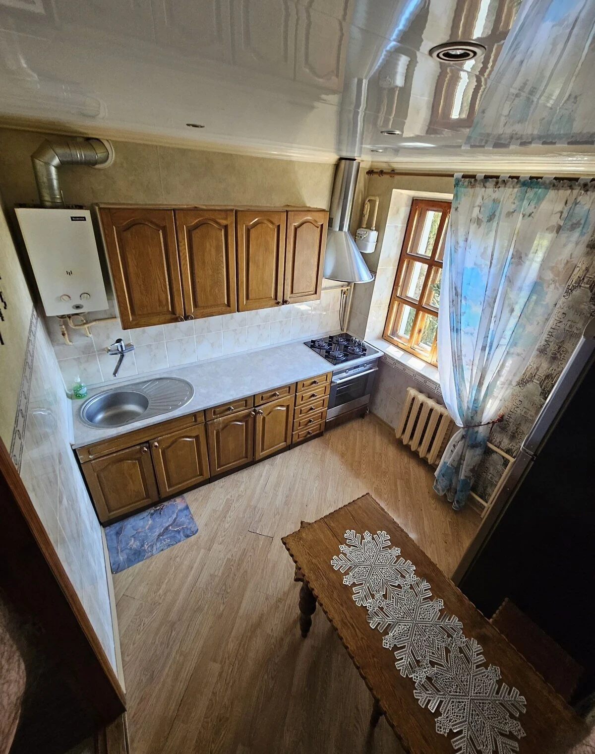 3-кімнатна квартира, Виставка: цегляні стіни, торг можливий - фото 4