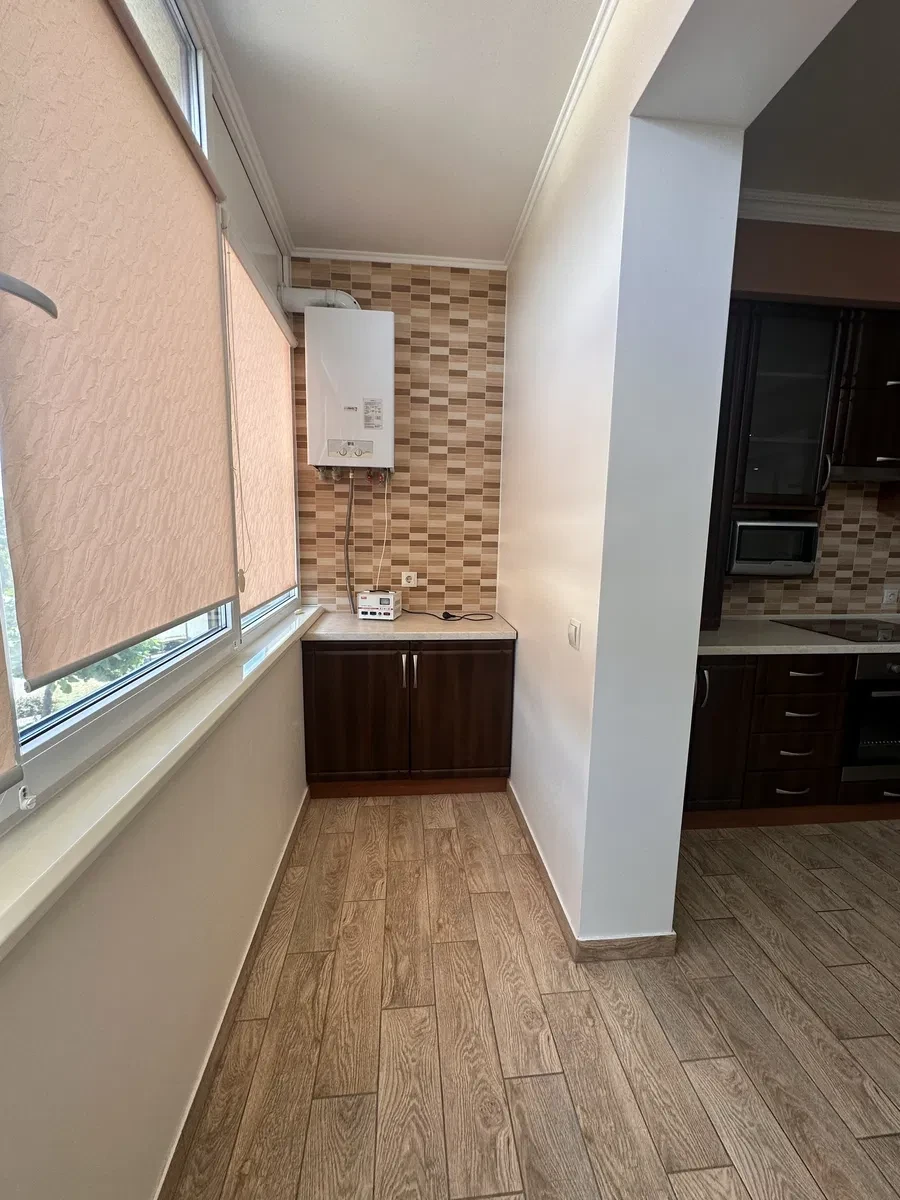 1-кімнатна квартира у ЖК Сімейна Фортеця: кухня-вітальня 45 м² - фото 4