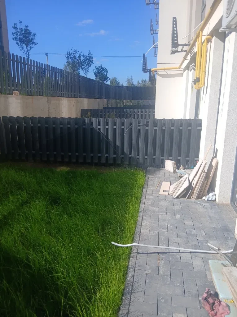 Студія у ЖК Sofi Houm: патіо 14,5 м², зона відпочинку на даху - фото 2