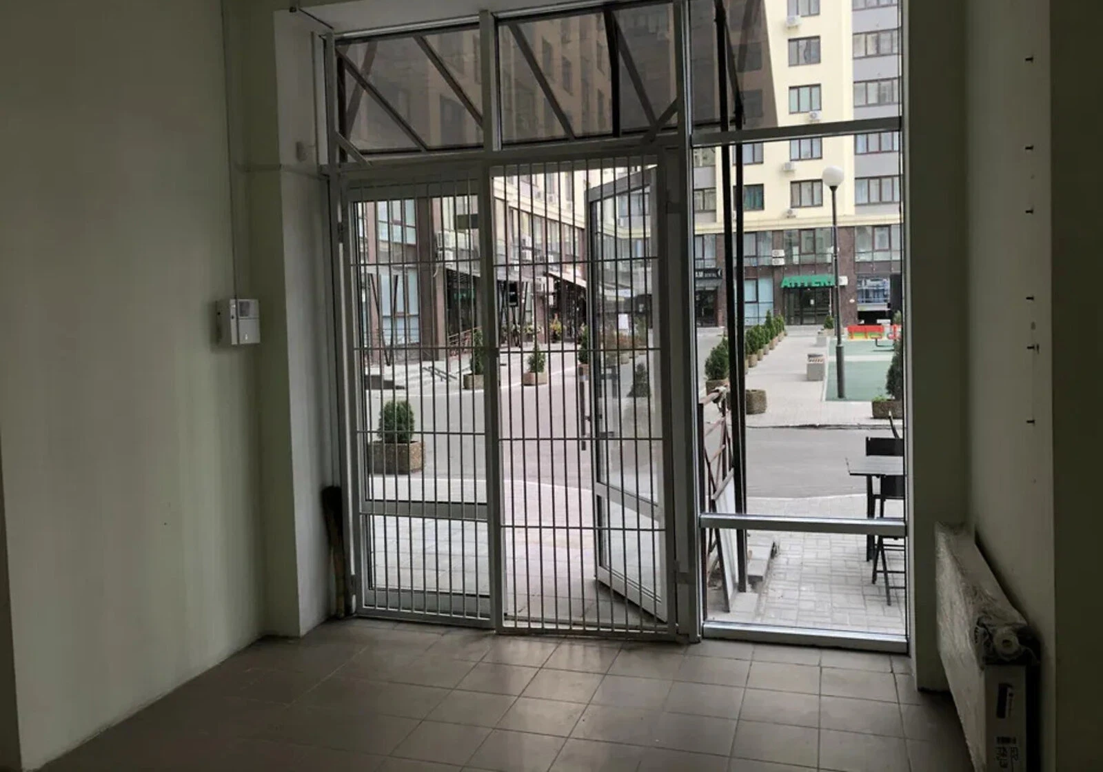 Офіс, Київ: у житловому будинку, 1 поверх з 14 - фото 2