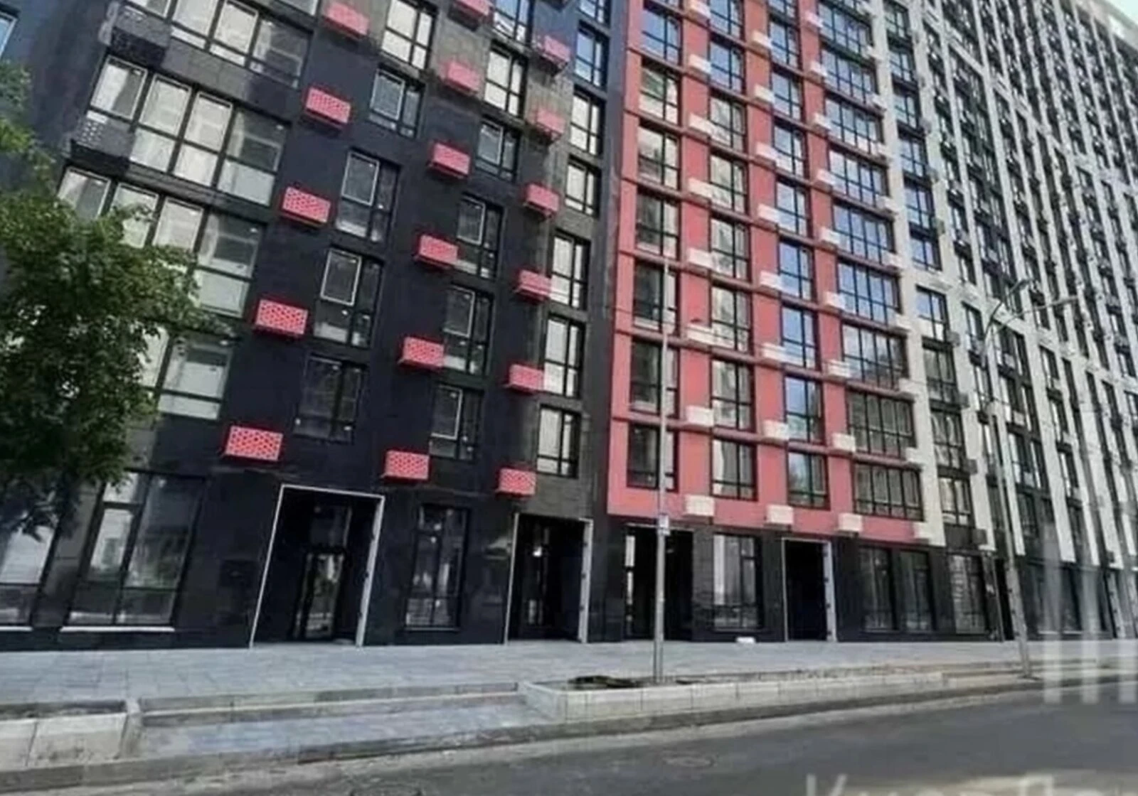 Приміщення, Лук'янівка: вхід без порогів, стеля 4 м, електроопалення - фото 1