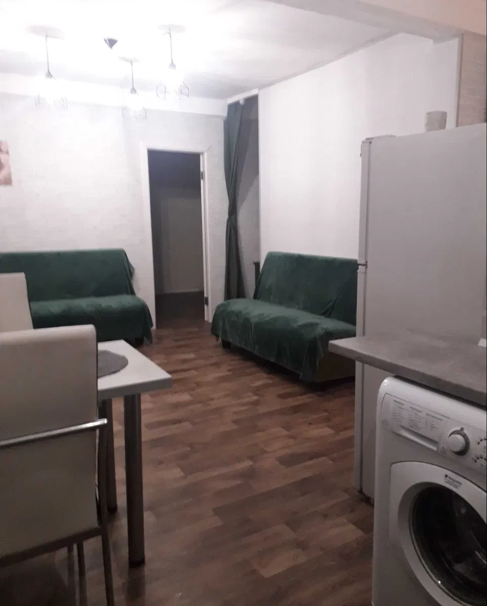 2-кімнатна квартира, Вознесенівський: хороший ремонт, меблі й техніка
