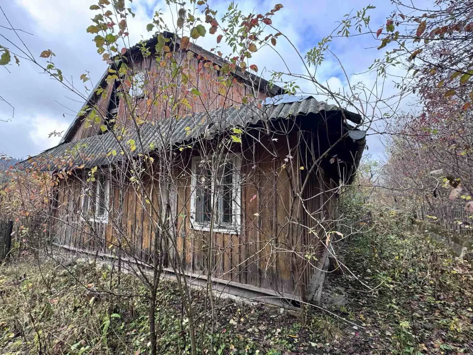 Будинок, Княжпіль: ділянка 25 соток, 4 км до польського кордону - фото 1