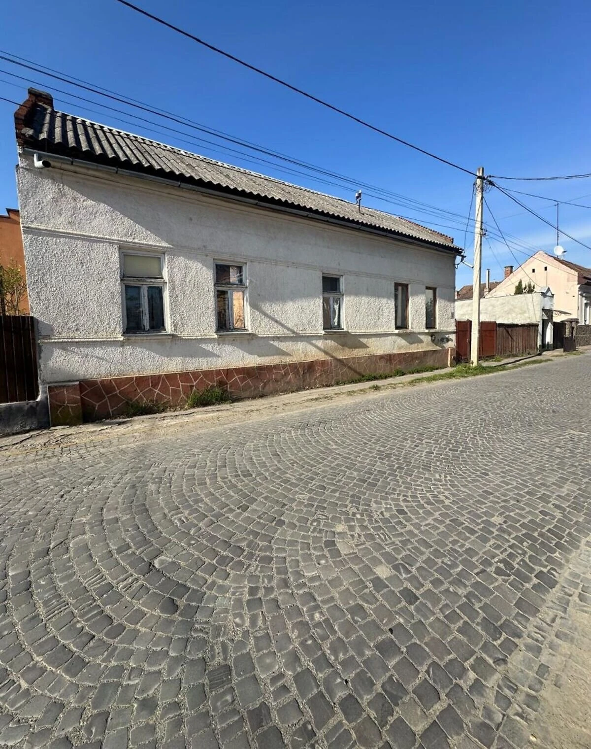 Будинок, Берегово: цегляні стіни, централізоване опалення - фото 2
