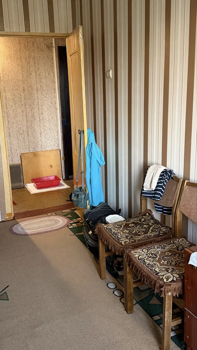 2-кімнатна квартира, Павлоград: житловий стан, обмін на авто - фото 2
