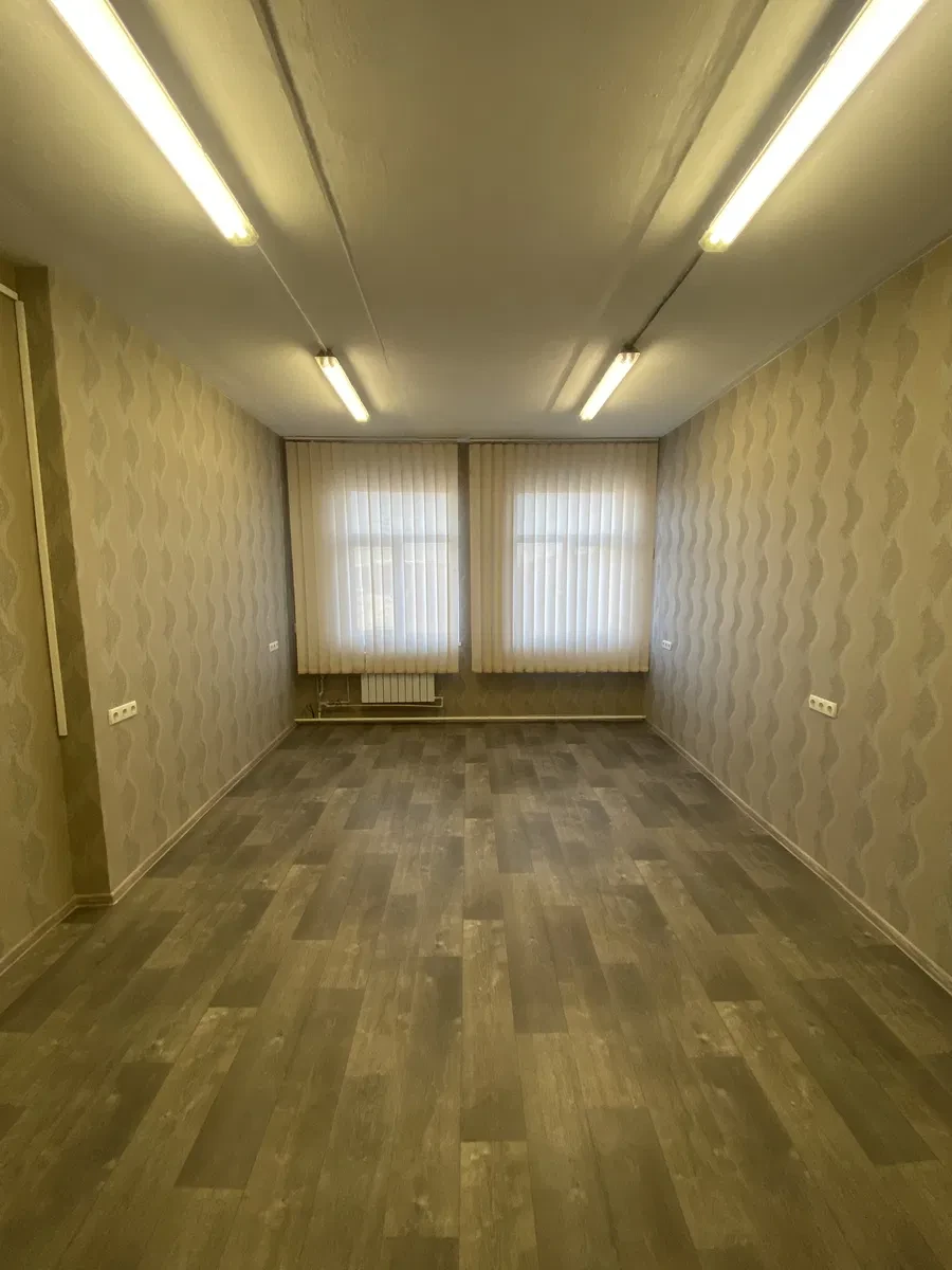 Офис, Полтава: коммунальные включены, площадь 15-60 м², фото 5