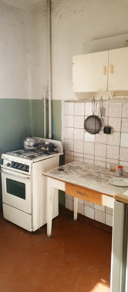 2-кімнатна квартира, Деснянський: можна заїхати й поступово робити ремонт - фото 3