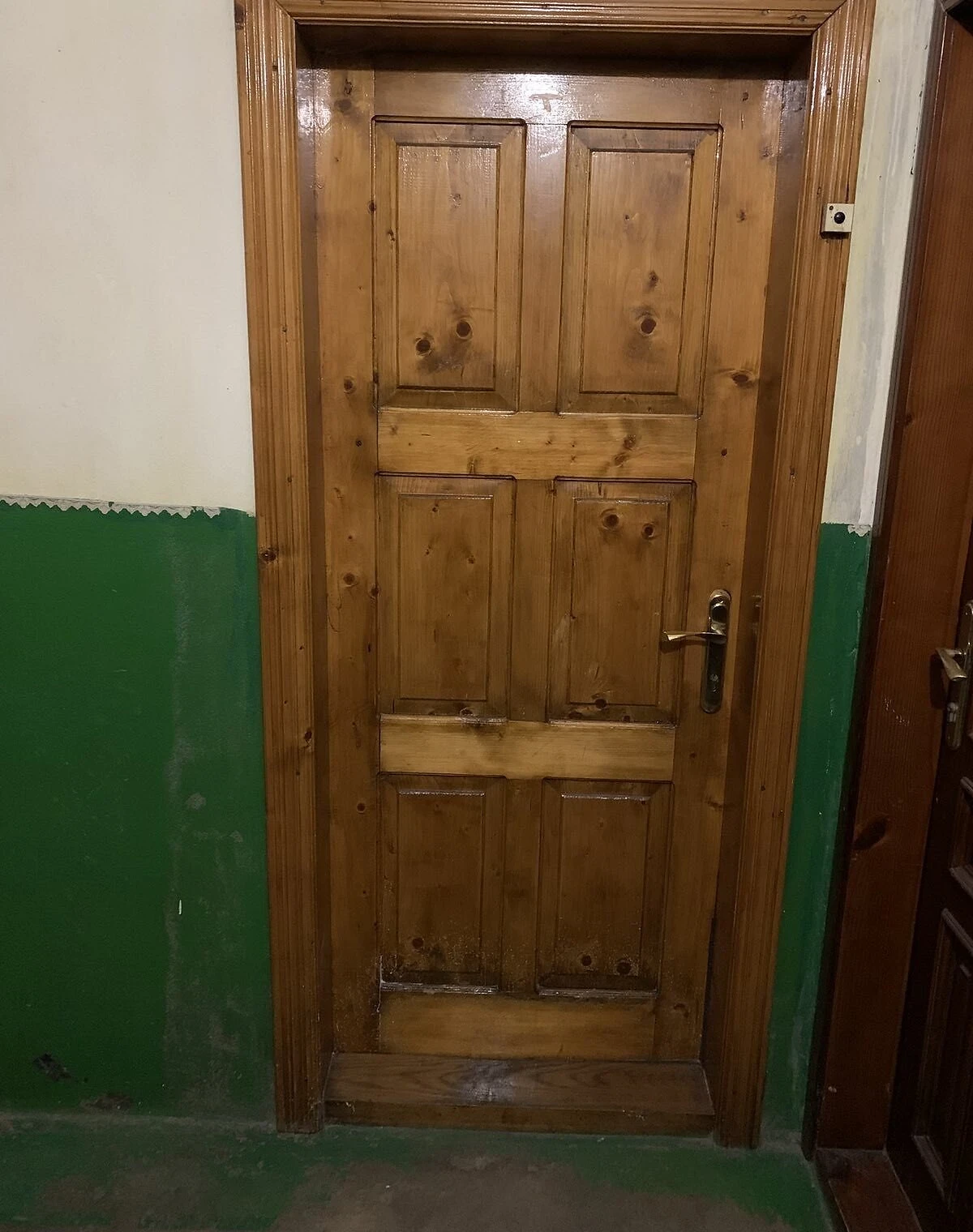 2-кімнатна квартира, Рогатин: газове опалення, цегляні стіни - фото 2
