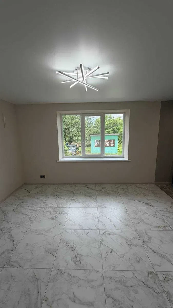 2-кімнатна квартира, Дергачі: капітальний ремонт, 6 км від Харкова - фото 4