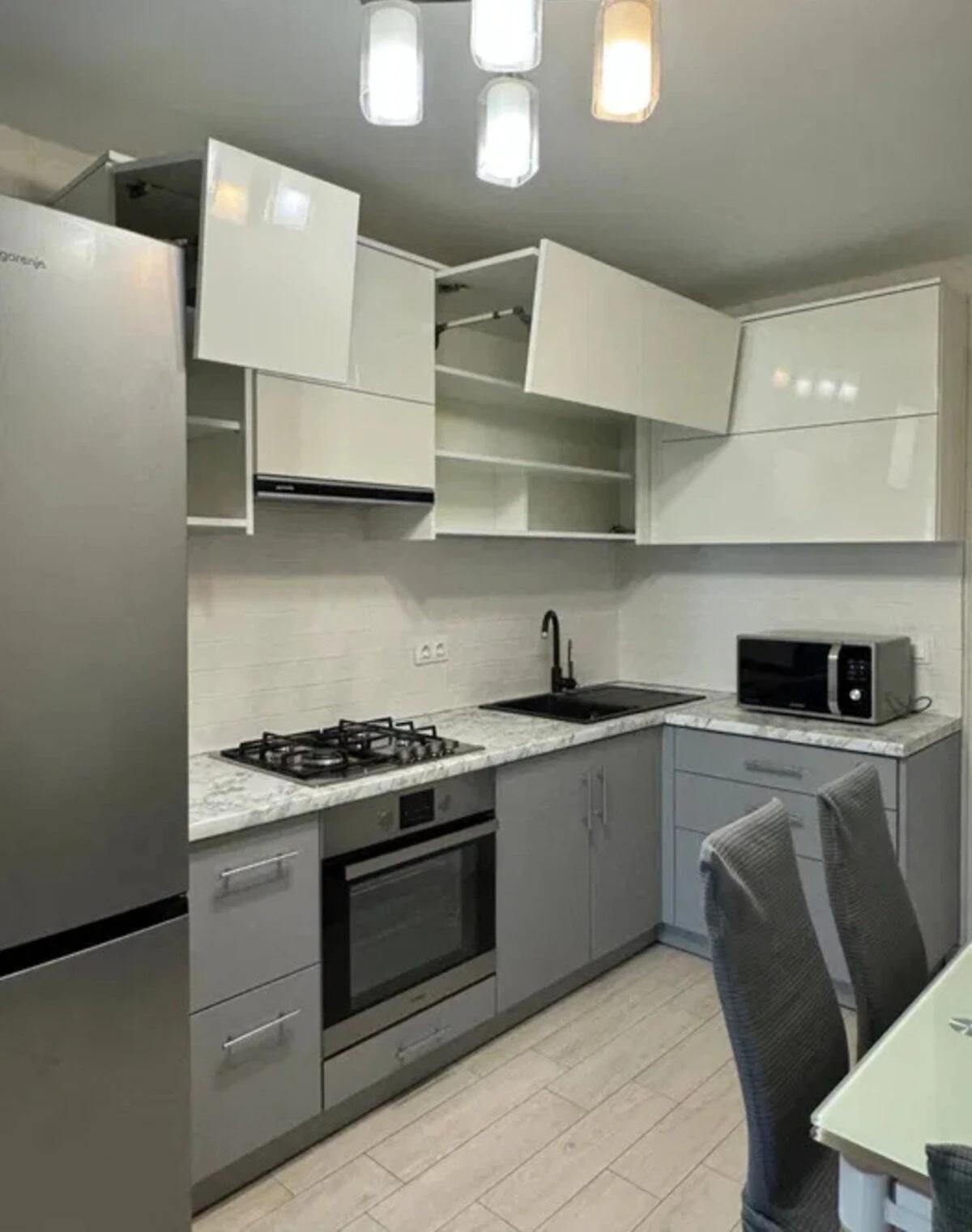 1-комнатная квартира, Софиевская Борщаговка: кухня 16.4 м², кондиционер, фото 4