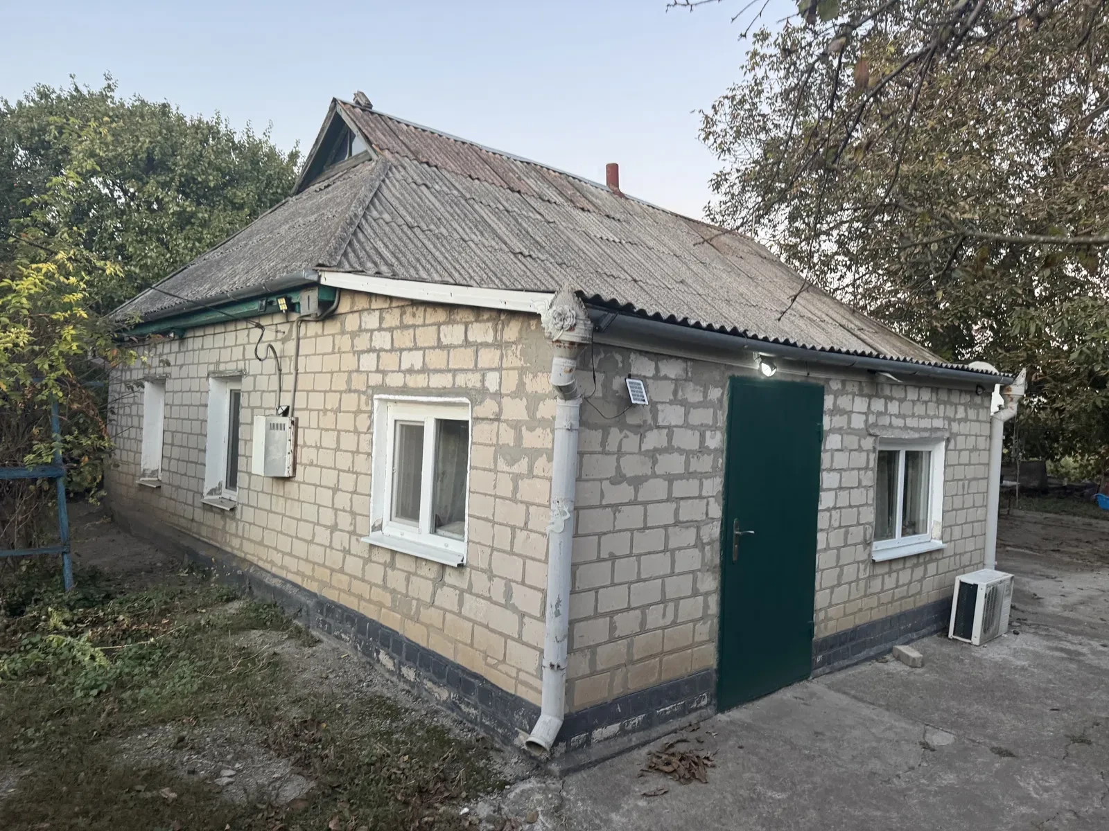 Будинок, Посуньки: приватизована ділянка 30 соток, два гаражі - фото 2