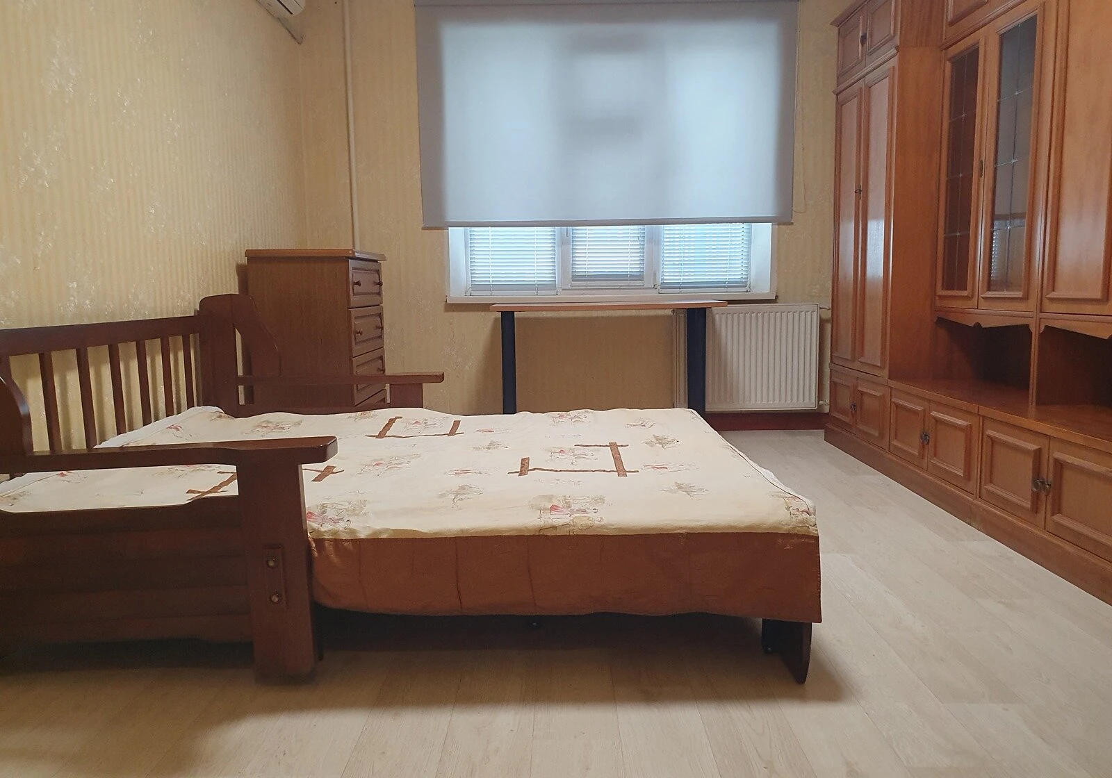 2-кімнатна квартира, Теремки-1: косметичний ремонт, метро Теремки