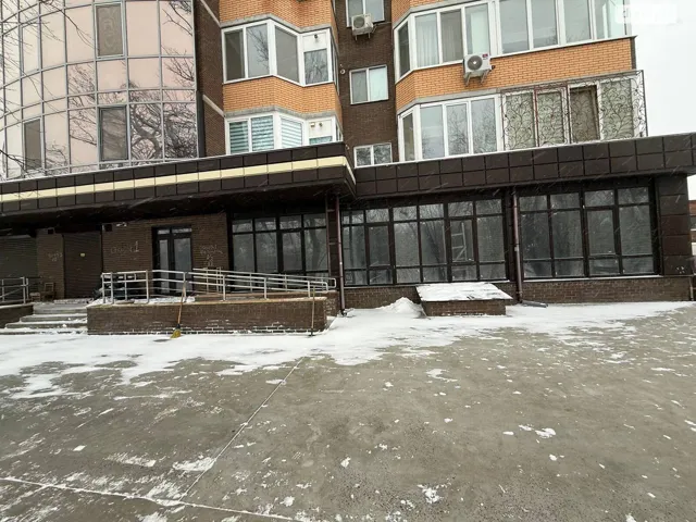 Комерційне приміщення, Центр: фасадне, окреме - фото 2