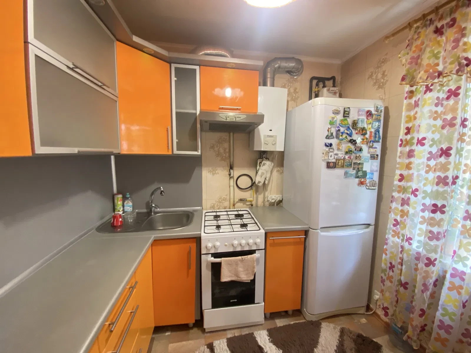 2-кімнатна квартира, Славутич: до центру 15 хвилин, засклений балкон - фото 2