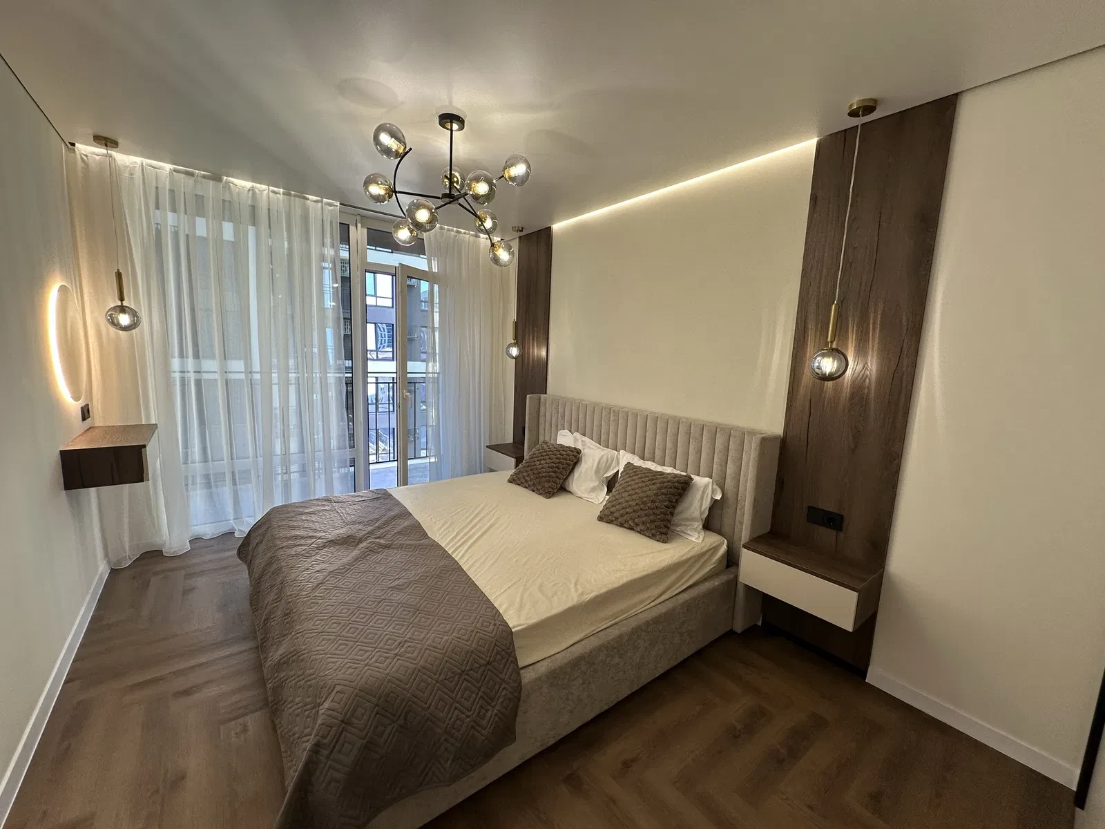 2-комнатная квартира в ЖК Family Plaza: авторский ремонт, теплый пол - фото 1