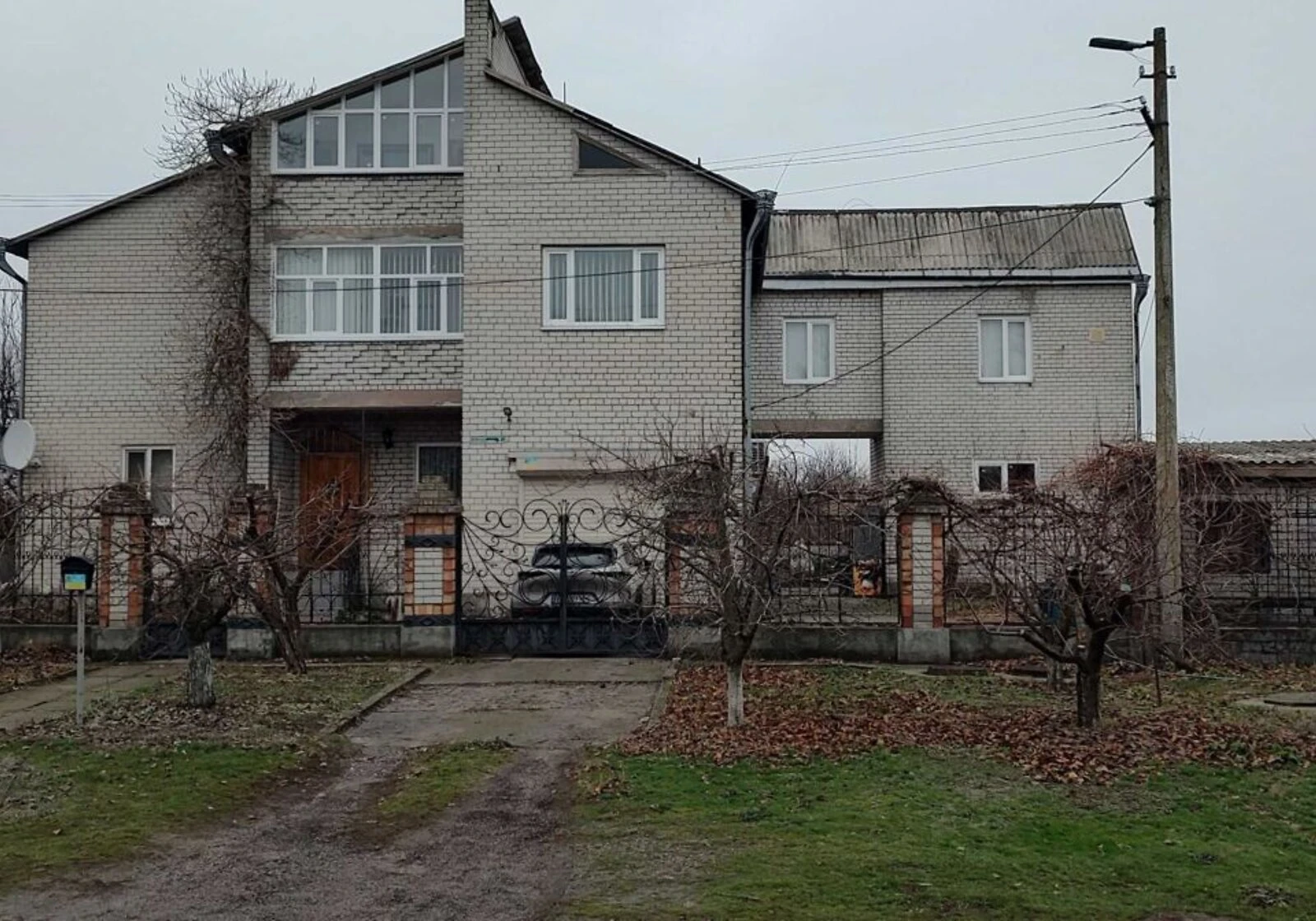 Будинок, Богуслав: мансарда, цегляні стіни - фото 1