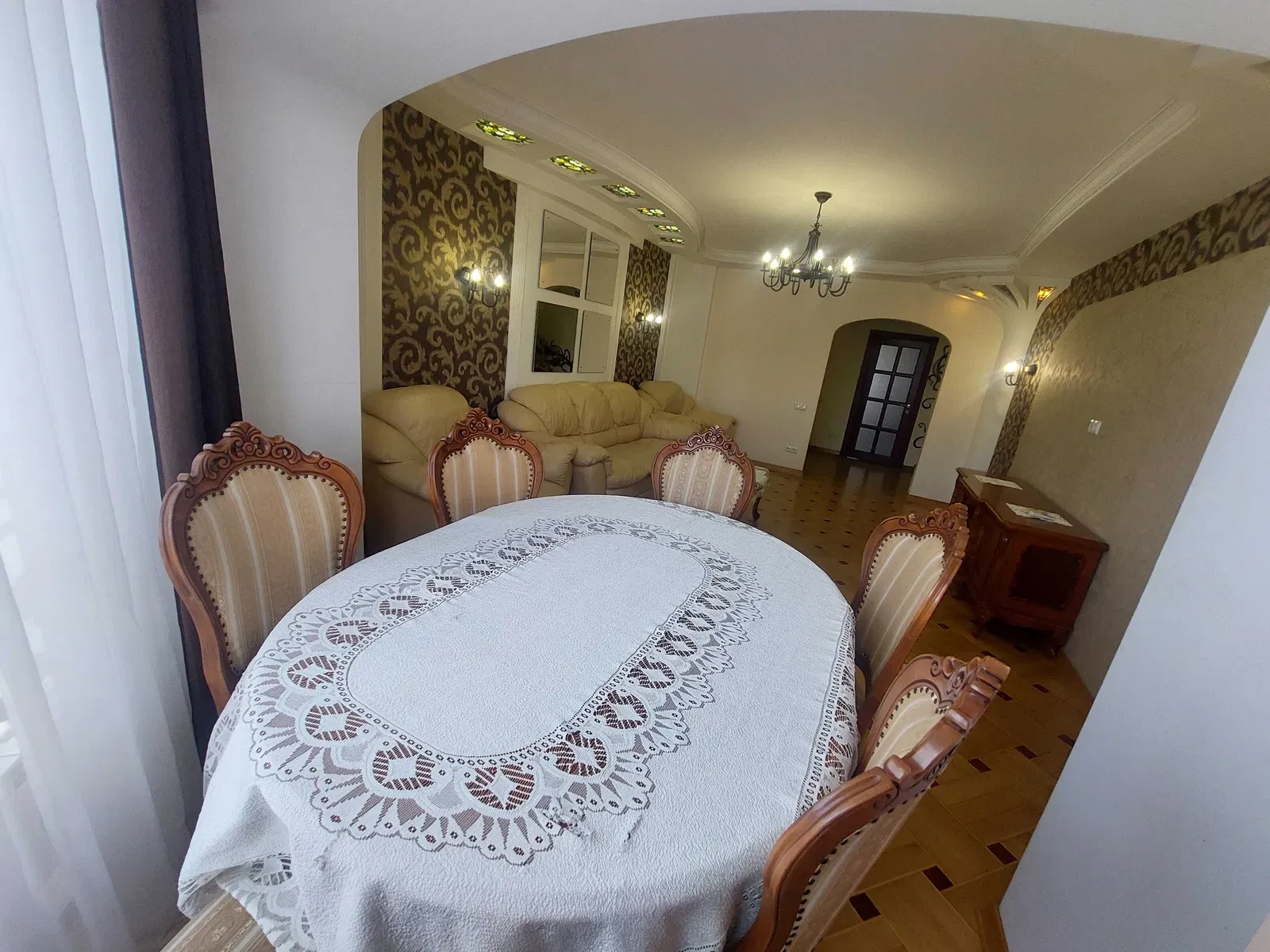 2-кімнатна квартира, Голосіївський: метро ВДНГ 12 хв, авторський ремонт - фото 2