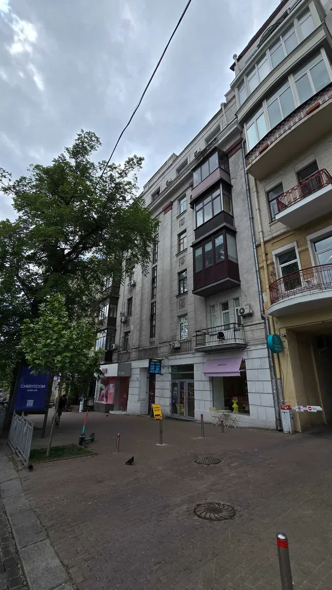 4-кімнатна квартира, Печерський: два балкони, метро пл. Л.Толстого - фото 2