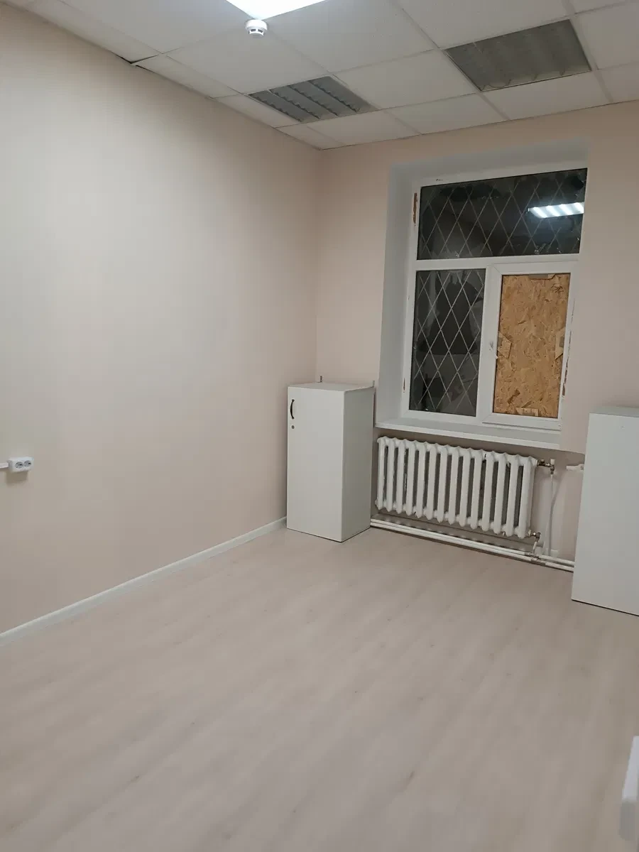Офіс, Шевченківський: два кабінети, біля метро Лукянівська
