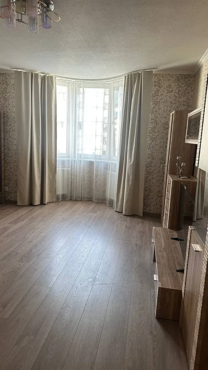 1-кімнатна квартира, Красний Бір: генератор, метро за 7 хв - фото 2