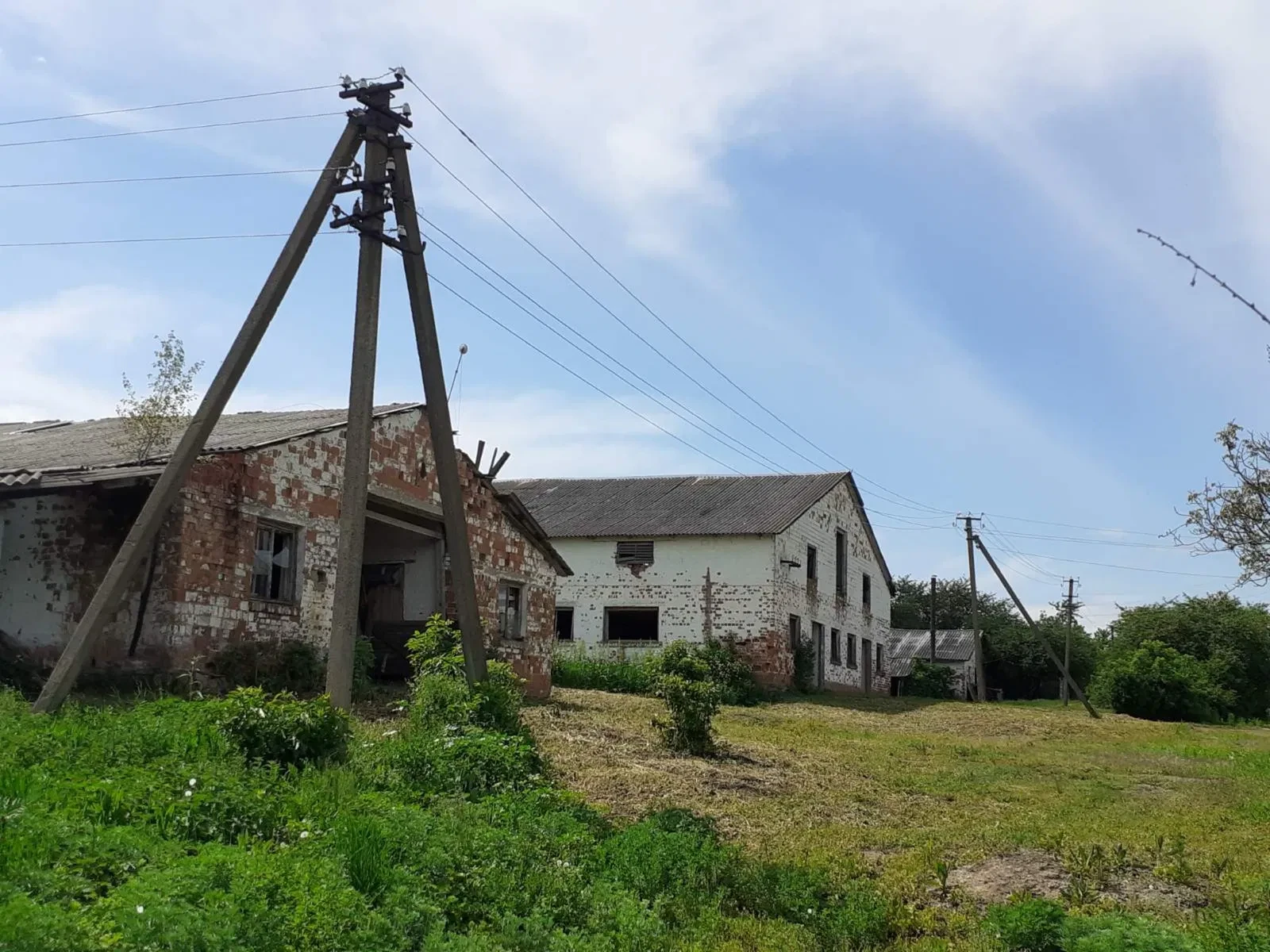 Приміщення, Хотин: світло, вода та інтернет